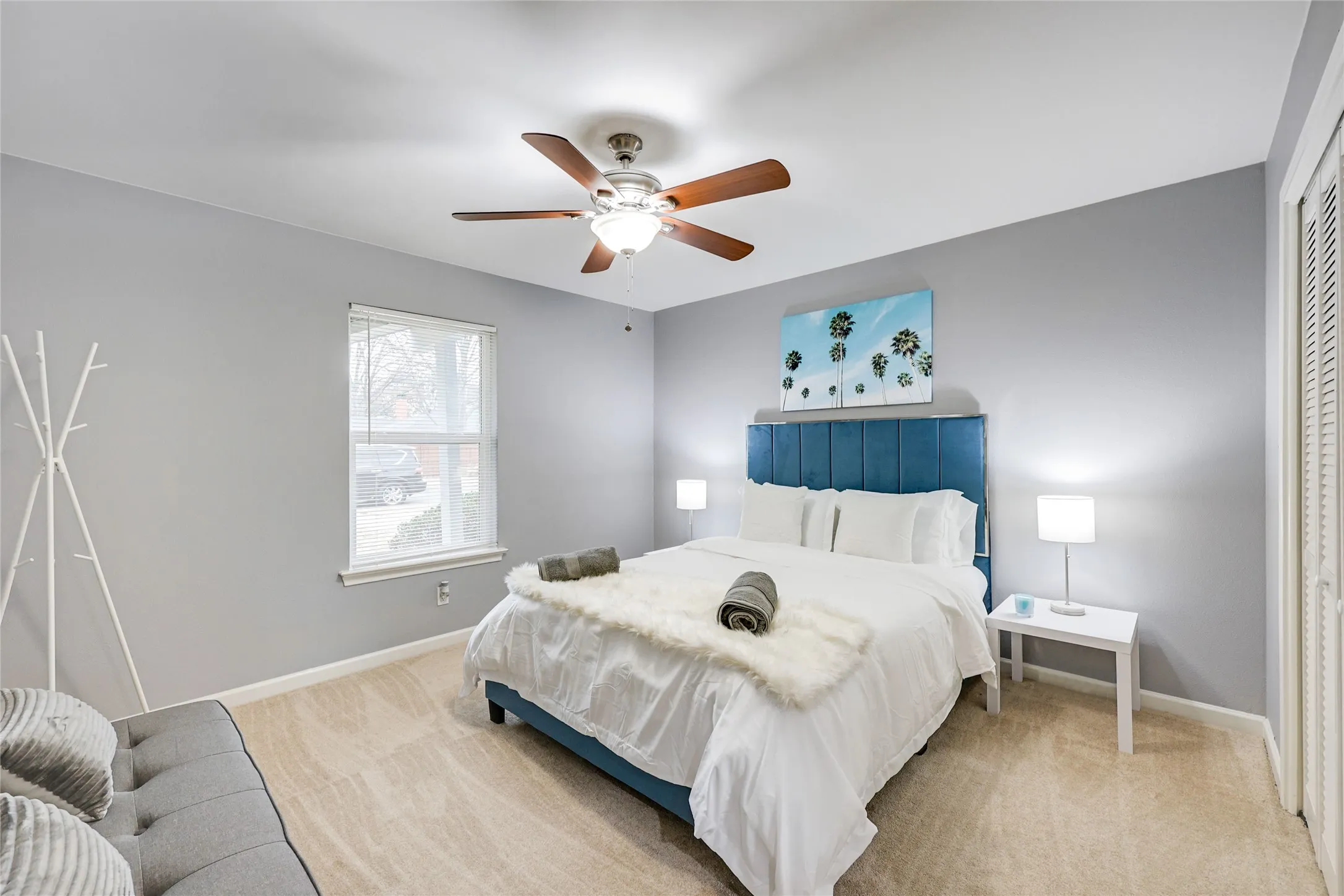 Single Family Residence For Rent in Dallas County , 10040 Spokane Circle, Dallas, Texas 75229, 5 Bedroom, 3 Bathroom, 2 Garage spaces, 2,242 Sqft, built in 1964, mls#21255040, Real Estate Agent in Dallas, Homes For Rent in Dallas county, Homes For Rent in Dallas, Realtor in Dallas Texas, Real Estate Brokerage Independent Realty Texas, Luminita Cordes Realtor