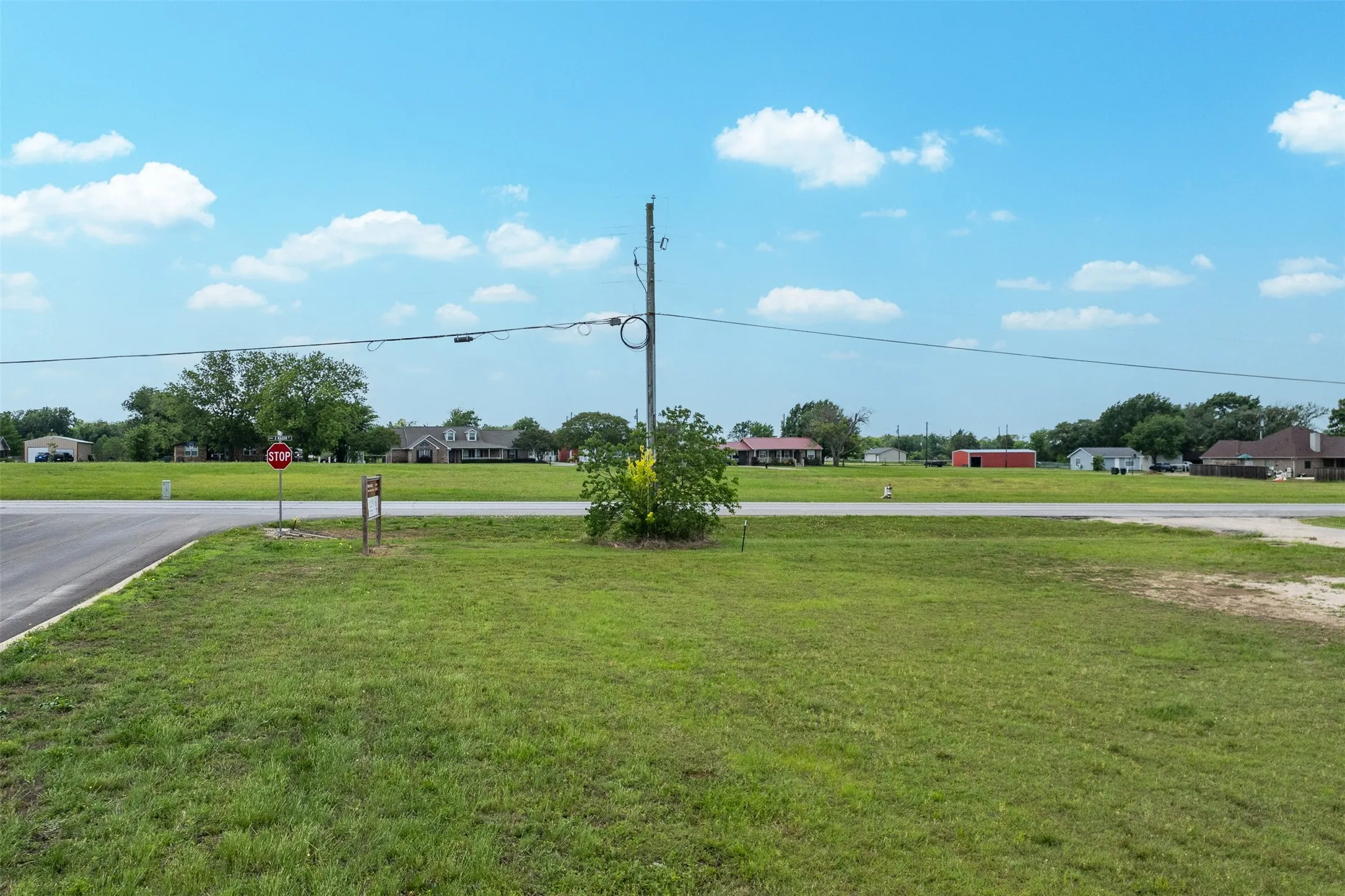 Unimproved Land For Sale in Kaufman County , 0 Mason, Mabank, Texas 75147, 0, 0, Garage spaces, 0 Sqft, built in 0, Price $85,000, mls#21255049, Real Estate Agent in Mabank, Homes For Sale in Kaufman county, Homes For Sale in Mabank, Realtor in Mabank Texas, Real Estate Brokerage Independent Realty Texas, Luminita Cordes Realtor