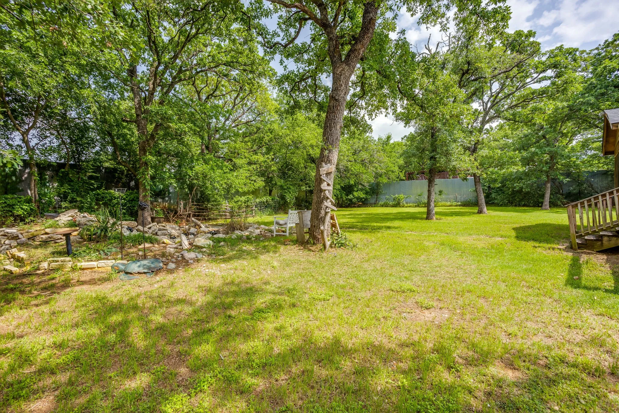 Single Family Residence For Sale in Johnson County , 717 County Road 317a, Cleburne, Texas 76031, 3 Bedrooms, 2 Bathrooms, Garage spaces, 1,350 Sqft, built in 1986, Price $265,000, mls#21251414, Real Estate Agent in Cleburne, Homes For Sale in Johnson county, Homes For Sale in Cleburne, Realtor in Cleburne Texas, Real Estate Brokerage Independent Realty Texas, Luminita Cordes Realtor