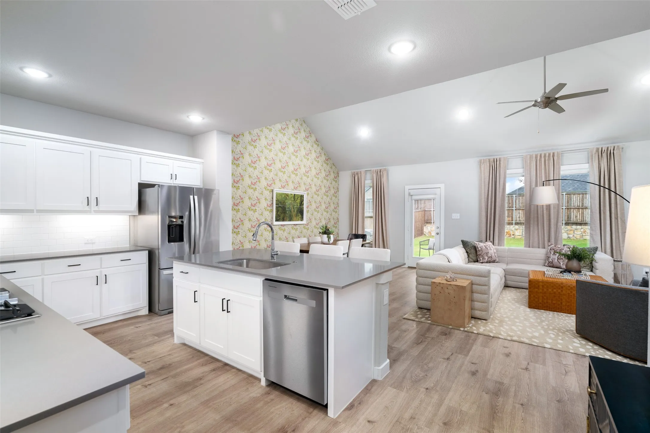 Single Family Residence For Sale in Collin County , 353 Waters Ridge Drive, Lavon, Texas 75166, 5 Bedrooms, 3 Bathrooms, 2 Garage spaces, 2,944 Sqft, built in 2023, Preowned, Price $399,000, mls#21253901, Real Estate Agent in Lavon, Homes For Sale in Collin county, Homes For Sale in Lavon, Realtor in Lavon Texas, Real Estate Brokerage Independent Realty Texas, Luminita Cordes Realtor