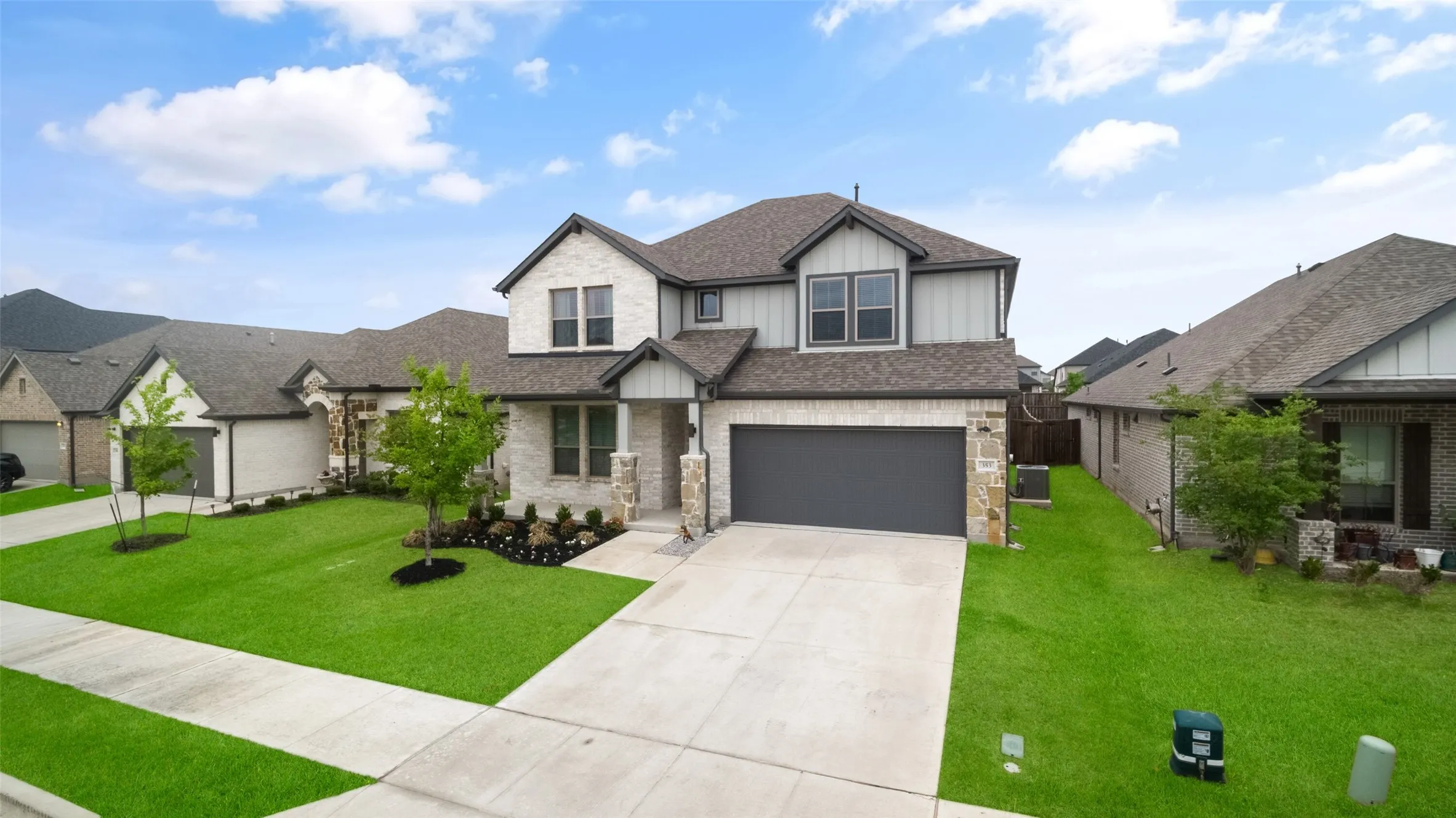 Single Family Residence For Sale in Collin County , 353 Waters Ridge Drive, Lavon, Texas 75166, 5 Bedrooms, 3 Bathrooms, 2 Garage spaces, 2,944 Sqft, built in 2023, Preowned, Price $399,000, mls#21253901, Real Estate Agent in Lavon, Homes For Sale in Collin county, Homes For Sale in Lavon, Realtor in Lavon Texas, Real Estate Brokerage Independent Realty Texas, Luminita Cordes Realtor