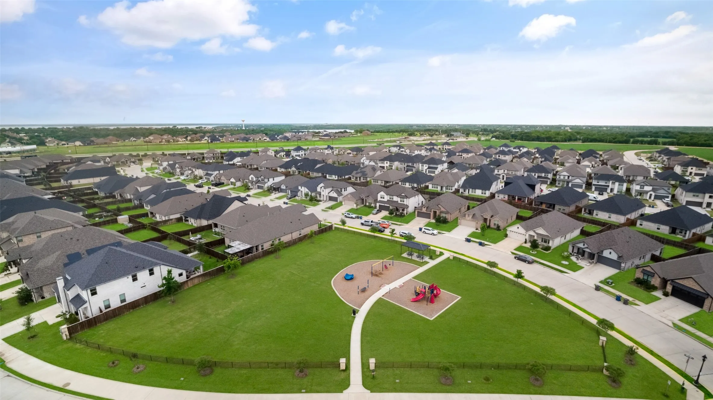 Single Family Residence For Sale in Collin County , 353 Waters Ridge Drive, Lavon, Texas 75166, 5 Bedrooms, 3 Bathrooms, 2 Garage spaces, 2,944 Sqft, built in 2023, Preowned, Price $399,000, mls#21253901, Real Estate Agent in Lavon, Homes For Sale in Collin county, Homes For Sale in Lavon, Realtor in Lavon Texas, Real Estate Brokerage Independent Realty Texas, Luminita Cordes Realtor
