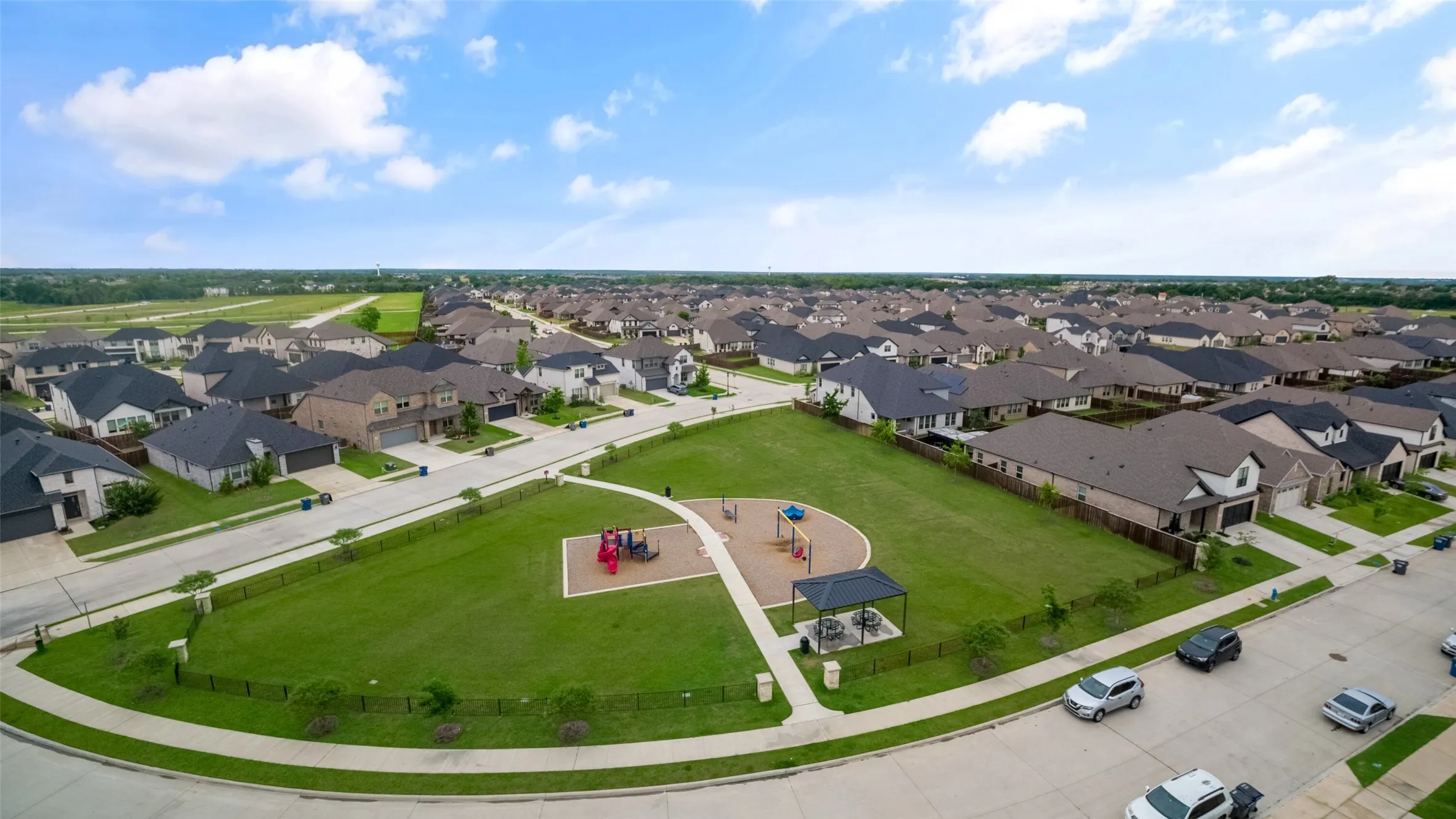 Single Family Residence For Sale in Collin County , 353 Waters Ridge Drive, Lavon, Texas 75166, 5 Bedrooms, 3 Bathrooms, 2 Garage spaces, 2,944 Sqft, built in 2023, Preowned, Price $399,000, mls#21253901, Real Estate Agent in Lavon, Homes For Sale in Collin county, Homes For Sale in Lavon, Realtor in Lavon Texas, Real Estate Brokerage Independent Realty Texas, Luminita Cordes Realtor