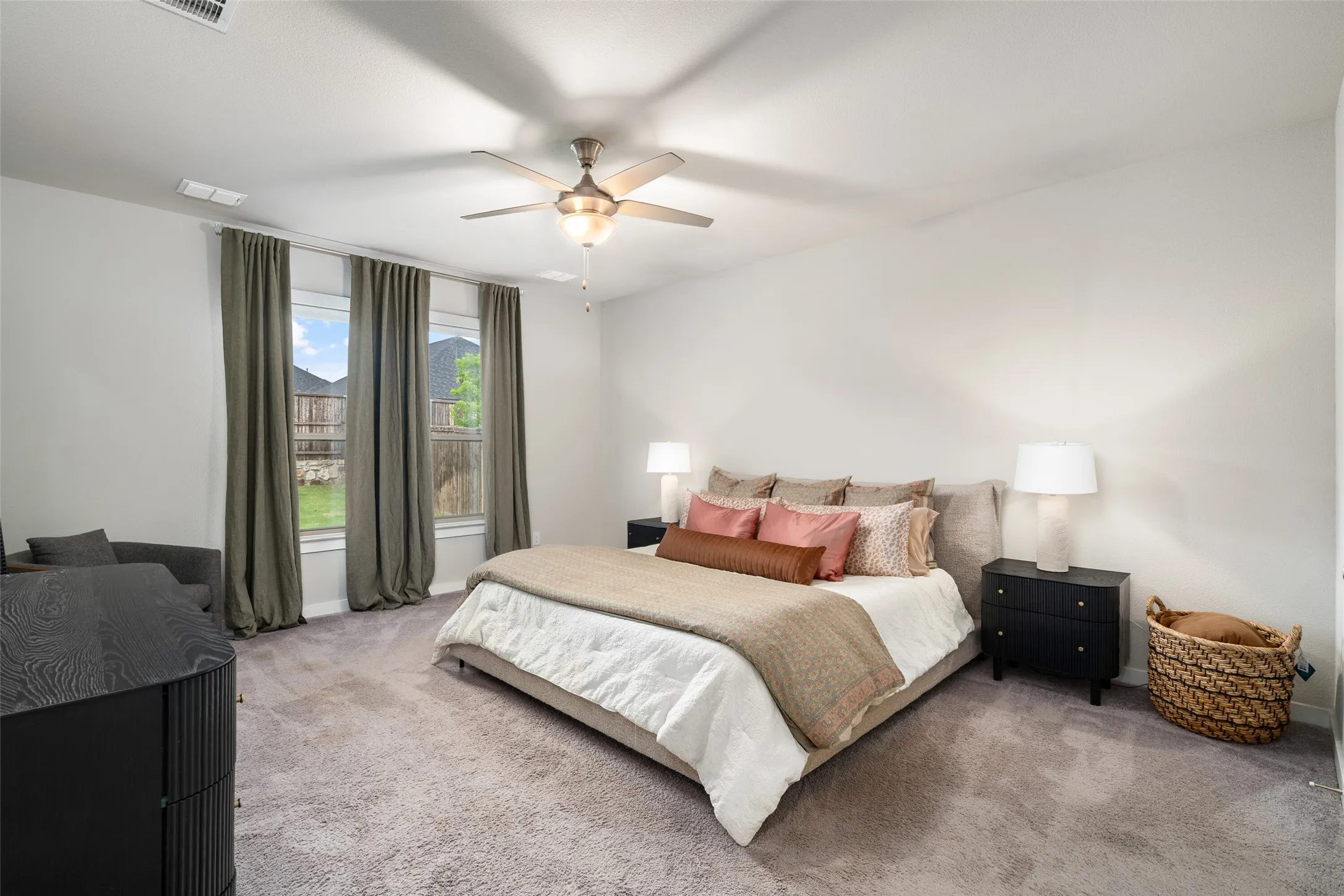 Single Family Residence For Sale in Collin County , 353 Waters Ridge Drive, Lavon, Texas 75166, 5 Bedrooms, 3 Bathrooms, 2 Garage spaces, 2,944 Sqft, built in 2023, Preowned, Price $399,000, mls#21253901, Real Estate Agent in Lavon, Homes For Sale in Collin county, Homes For Sale in Lavon, Realtor in Lavon Texas, Real Estate Brokerage Independent Realty Texas, Luminita Cordes Realtor