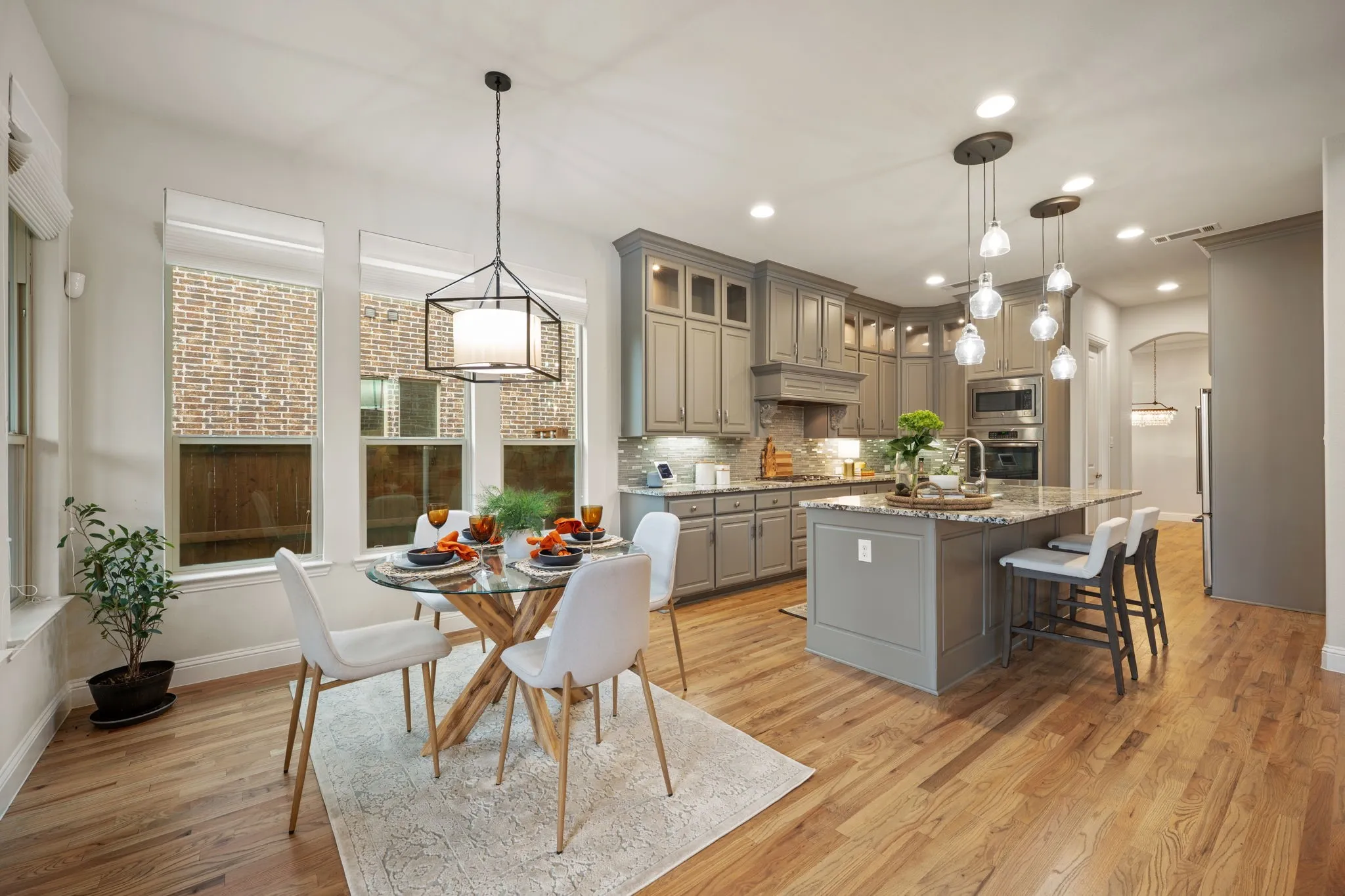 Single Family Residence For Sale in Collin County , 2804 Seabiscuit Road, Celina, Texas 75009, 5 Bedroom, 6 Bathroom, 3 Garage spaces, 4,361 Sqft, built in 2017, Preowned, mls#21254584, Real Estate Agent in Celina, Homes For Sale in Collin county, Homes For Sale in Celina, Realtor in Celina Texas, Real Estate Brokerage Independent Realty Texas, Luminita Cordes Realtor