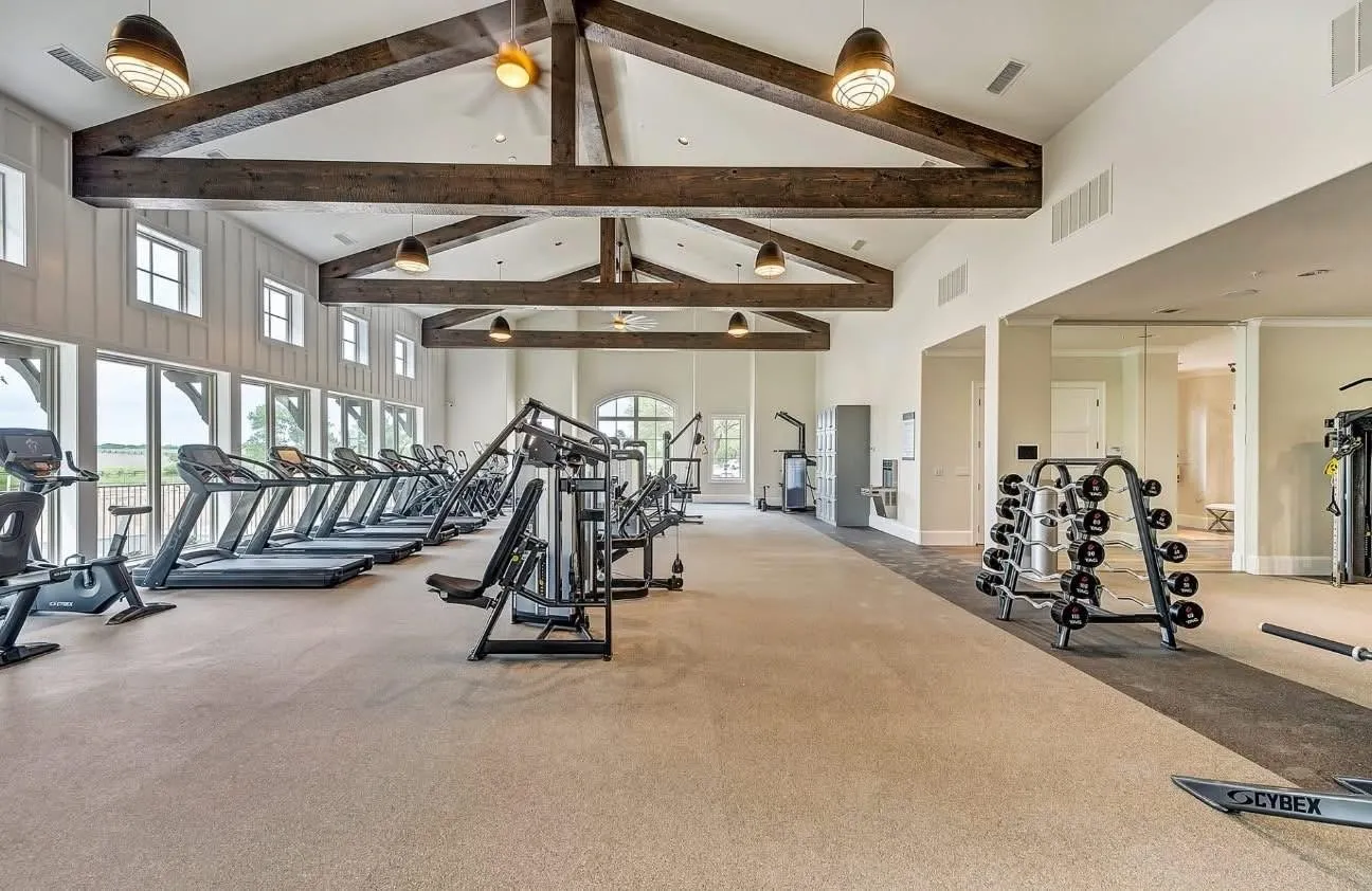 Single Family Residence For Sale in Collin County , 2804 Seabiscuit Road, Celina, Texas 75009, 5 Bedroom, 6 Bathroom, 3 Garage spaces, 4,361 Sqft, built in 2017, Preowned, mls#21254584, Real Estate Agent in Celina, Homes For Sale in Collin county, Homes For Sale in Celina, Realtor in Celina Texas, Real Estate Brokerage Independent Realty Texas, Luminita Cordes Realtor