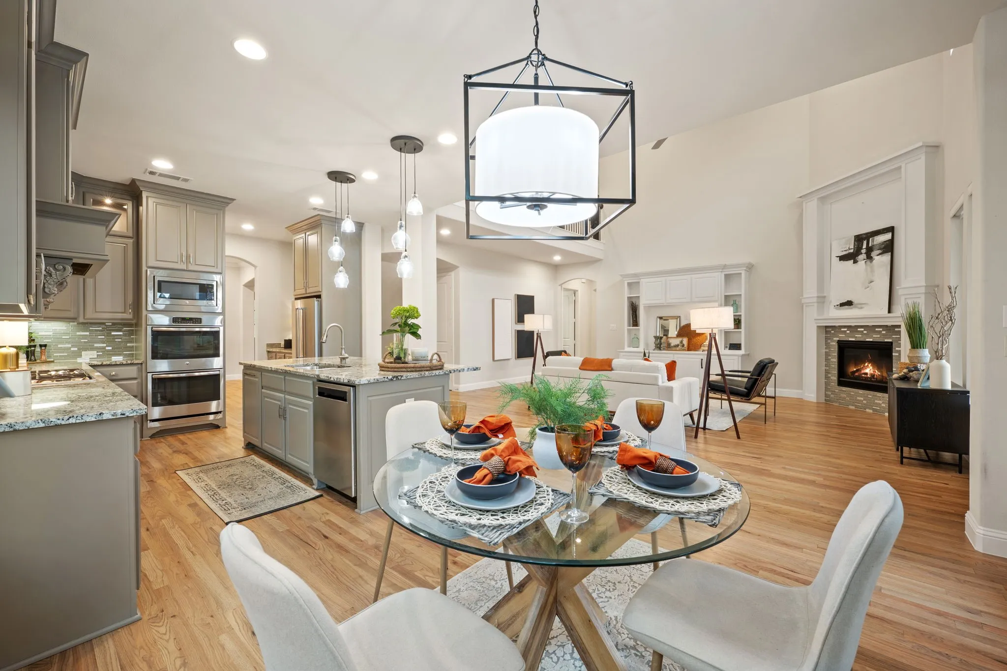 Single Family Residence For Sale in Collin County , 2804 Seabiscuit Road, Celina, Texas 75009, 5 Bedroom, 6 Bathroom, 3 Garage spaces, 4,361 Sqft, built in 2017, Preowned, mls#21254584, Real Estate Agent in Celina, Homes For Sale in Collin county, Homes For Sale in Celina, Realtor in Celina Texas, Real Estate Brokerage Independent Realty Texas, Luminita Cordes Realtor