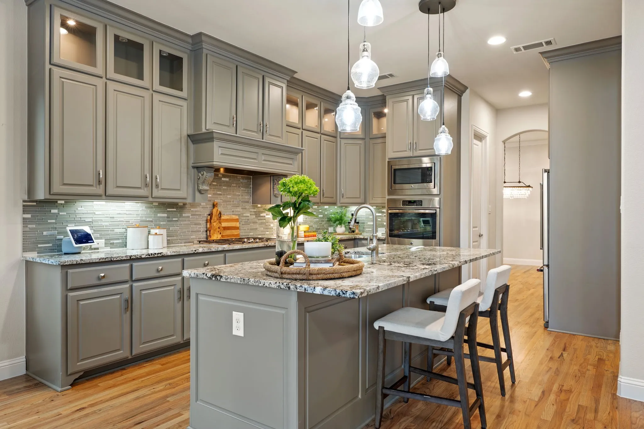 Single Family Residence For Sale in Collin County , 2804 Seabiscuit Road, Celina, Texas 75009, 5 Bedroom, 6 Bathroom, 3 Garage spaces, 4,361 Sqft, built in 2017, Preowned, mls#21254584, Real Estate Agent in Celina, Homes For Sale in Collin county, Homes For Sale in Celina, Realtor in Celina Texas, Real Estate Brokerage Independent Realty Texas, Luminita Cordes Realtor