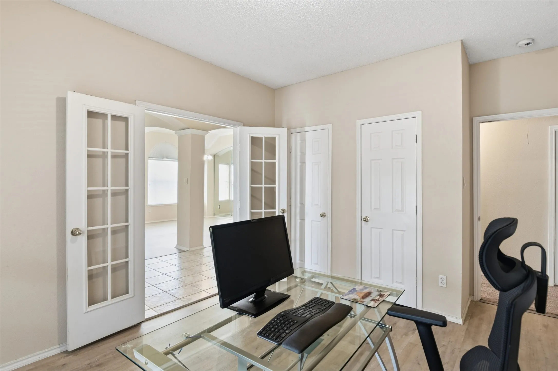With access to hallway and full bathroom, possible 4th bedroom currently serves as office. (see floorplan)