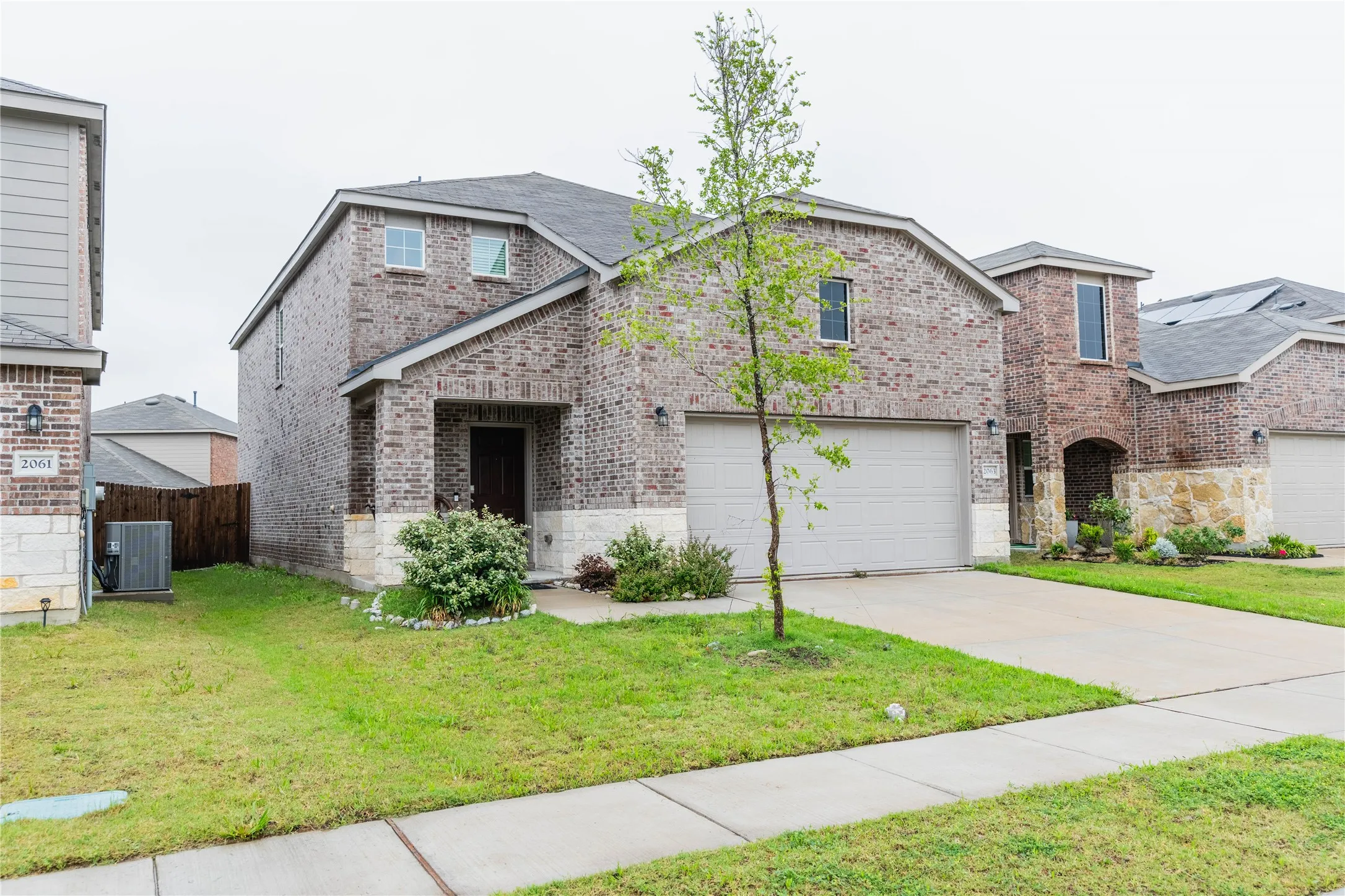 Single Family Residence For Sale in Kaufman County , 2063 Henrietta Drive, Forney, Texas 75126, 4 Bedrooms, 3 Bathrooms, 2 Garage spaces, 2,394 Sqft, built in 2023, Preowned, Price $270,000, mls#21255080, Real Estate Agent in Forney, Homes For Sale in Kaufman county, Homes For Sale in Forney, Realtor in Forney Texas, Real Estate Brokerage Independent Realty Texas, Luminita Cordes Realtor