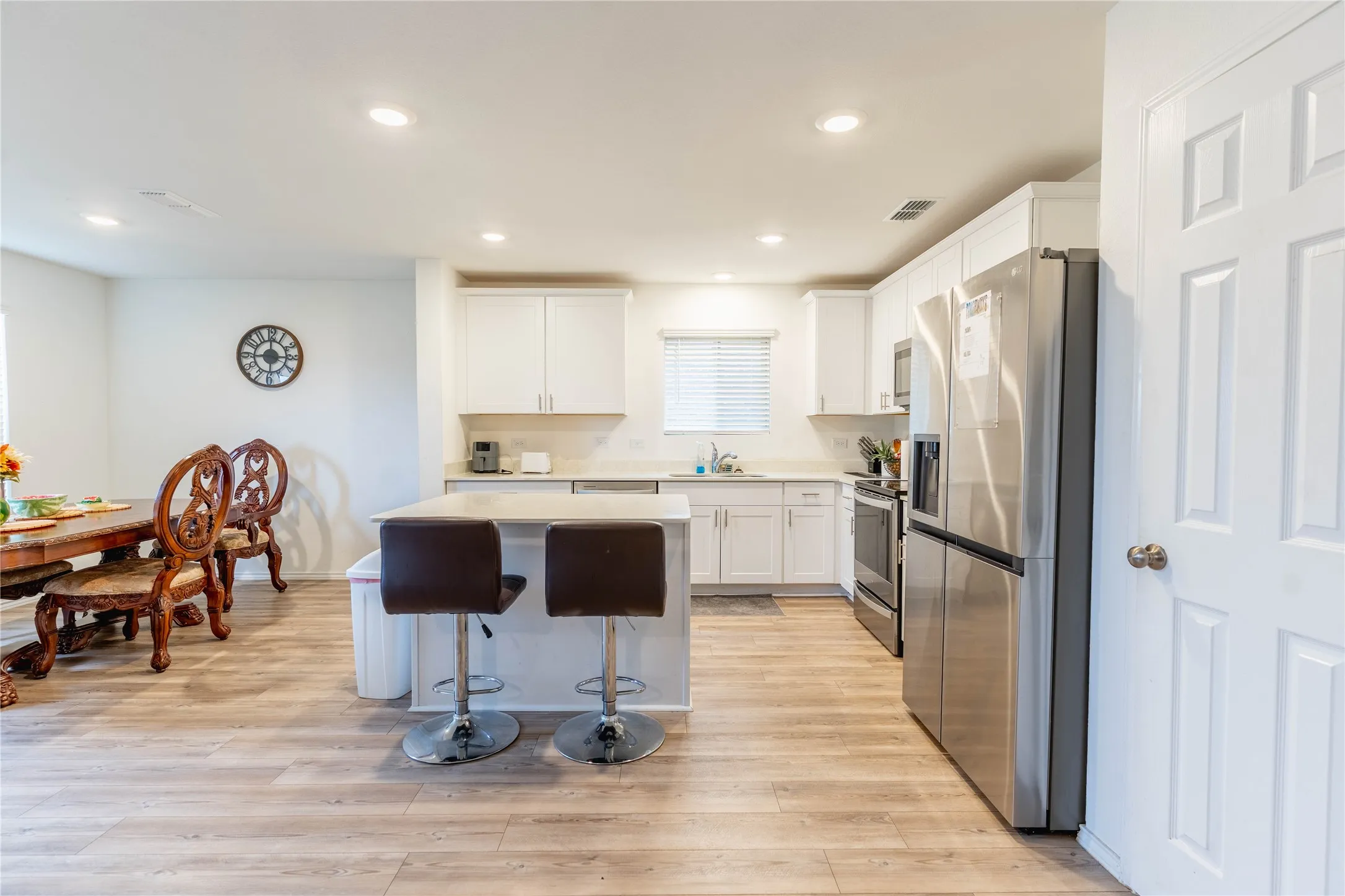 Single Family Residence For Sale in Kaufman County , 2063 Henrietta Drive, Forney, Texas 75126, 4 Bedrooms, 3 Bathrooms, 2 Garage spaces, 2,394 Sqft, built in 2023, Preowned, Price $270,000, mls#21255080, Real Estate Agent in Forney, Homes For Sale in Kaufman county, Homes For Sale in Forney, Realtor in Forney Texas, Real Estate Brokerage Independent Realty Texas, Luminita Cordes Realtor