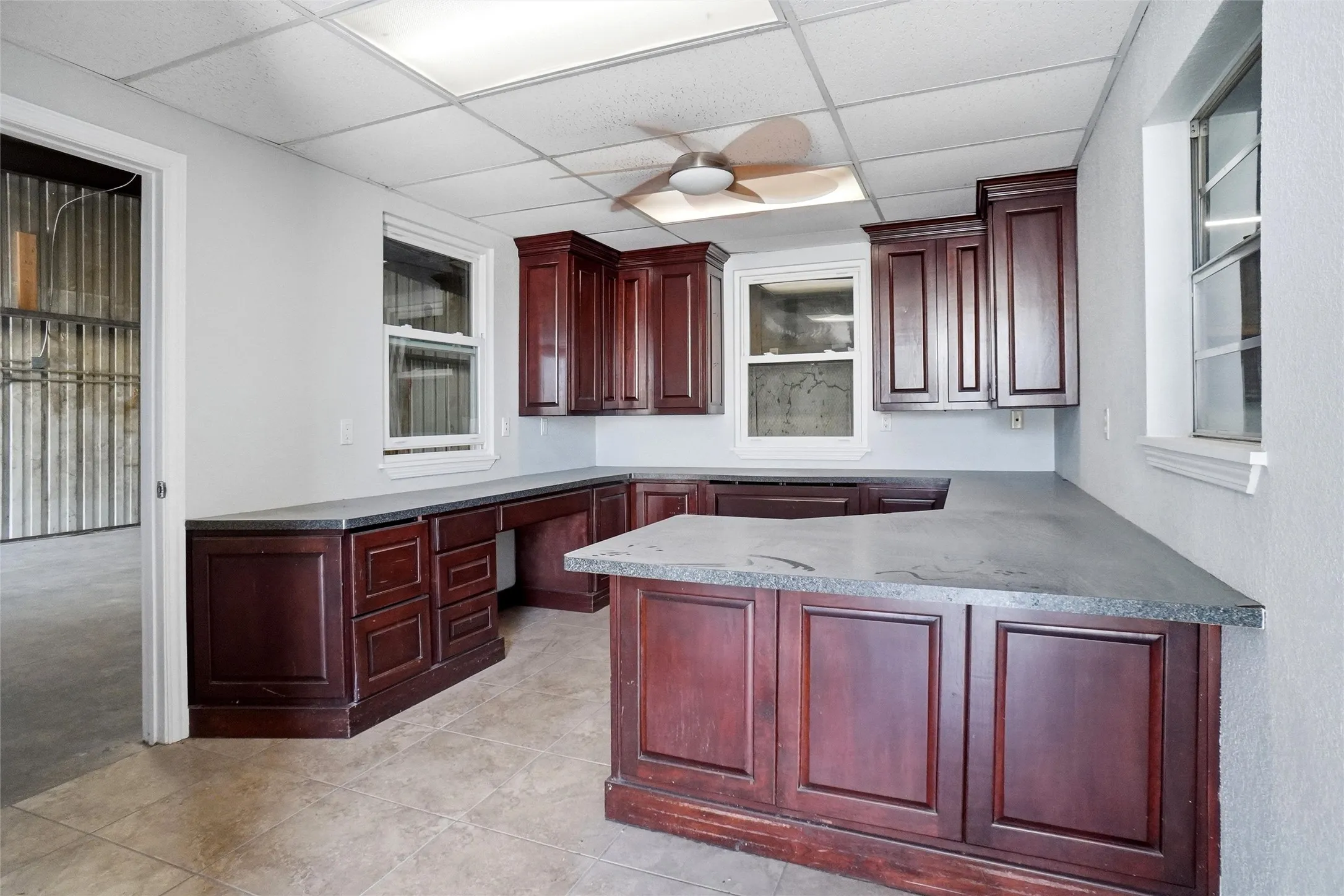 Industrial For Rent in Dallas County , 742 Dalworth Drive 600, Mesquite, Texas 75149, 0, 0, Garage spaces, 2,500 Sqft, built in 1980, Preowned, mls#21231419, Real Estate Agent in Mesquite, Homes For Rent in Dallas county, Homes For Rent in Mesquite, Realtor in Mesquite Texas, Real Estate Brokerage Independent Realty Texas, Luminita Cordes Realtor
