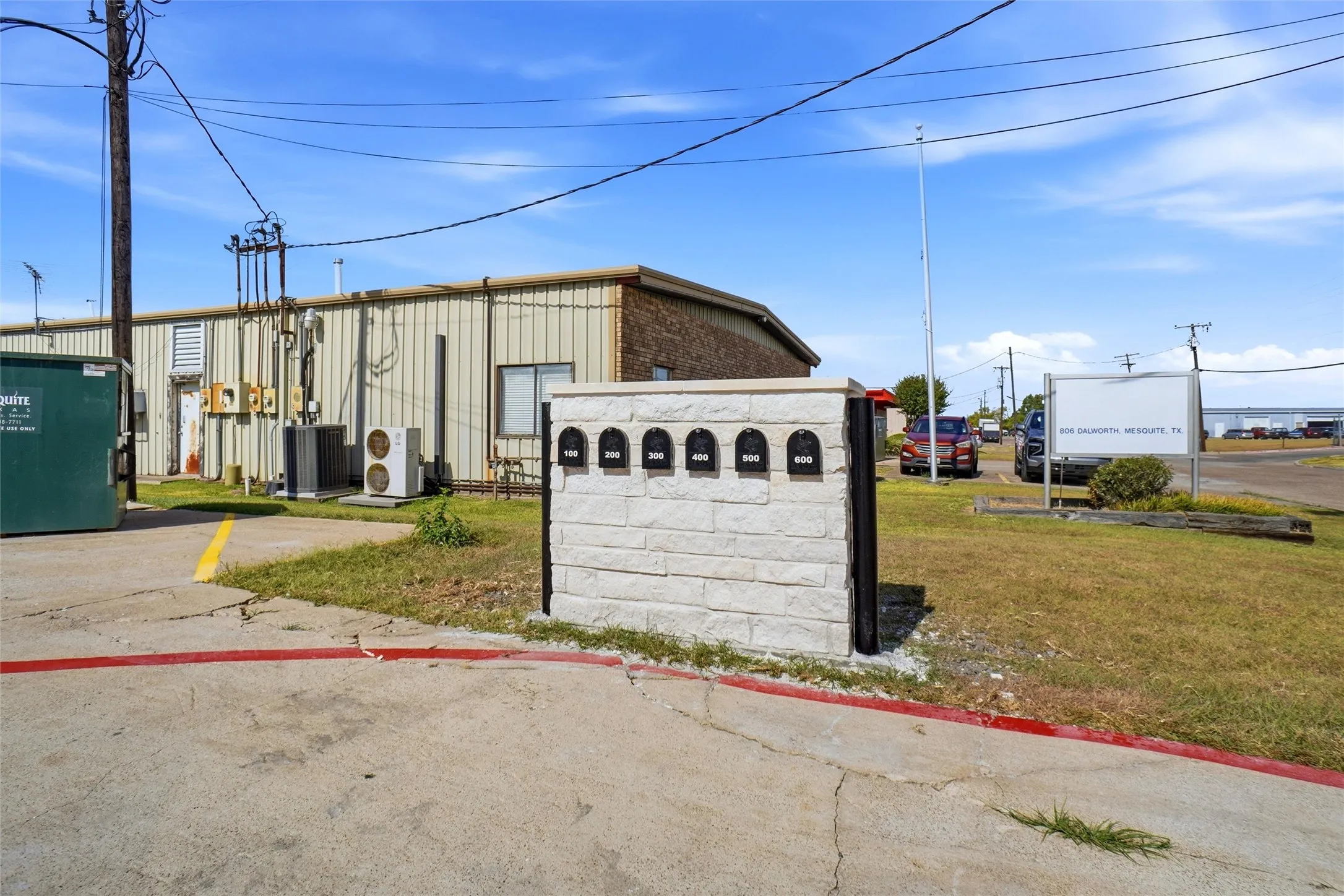 Industrial For Rent in Dallas County , 742 Dalworth Drive 600, Mesquite, Texas 75149, 0, 0, Garage spaces, 2,500 Sqft, built in 1980, Preowned, mls#21231419, Real Estate Agent in Mesquite, Homes For Rent in Dallas county, Homes For Rent in Mesquite, Realtor in Mesquite Texas, Real Estate Brokerage Independent Realty Texas, Luminita Cordes Realtor