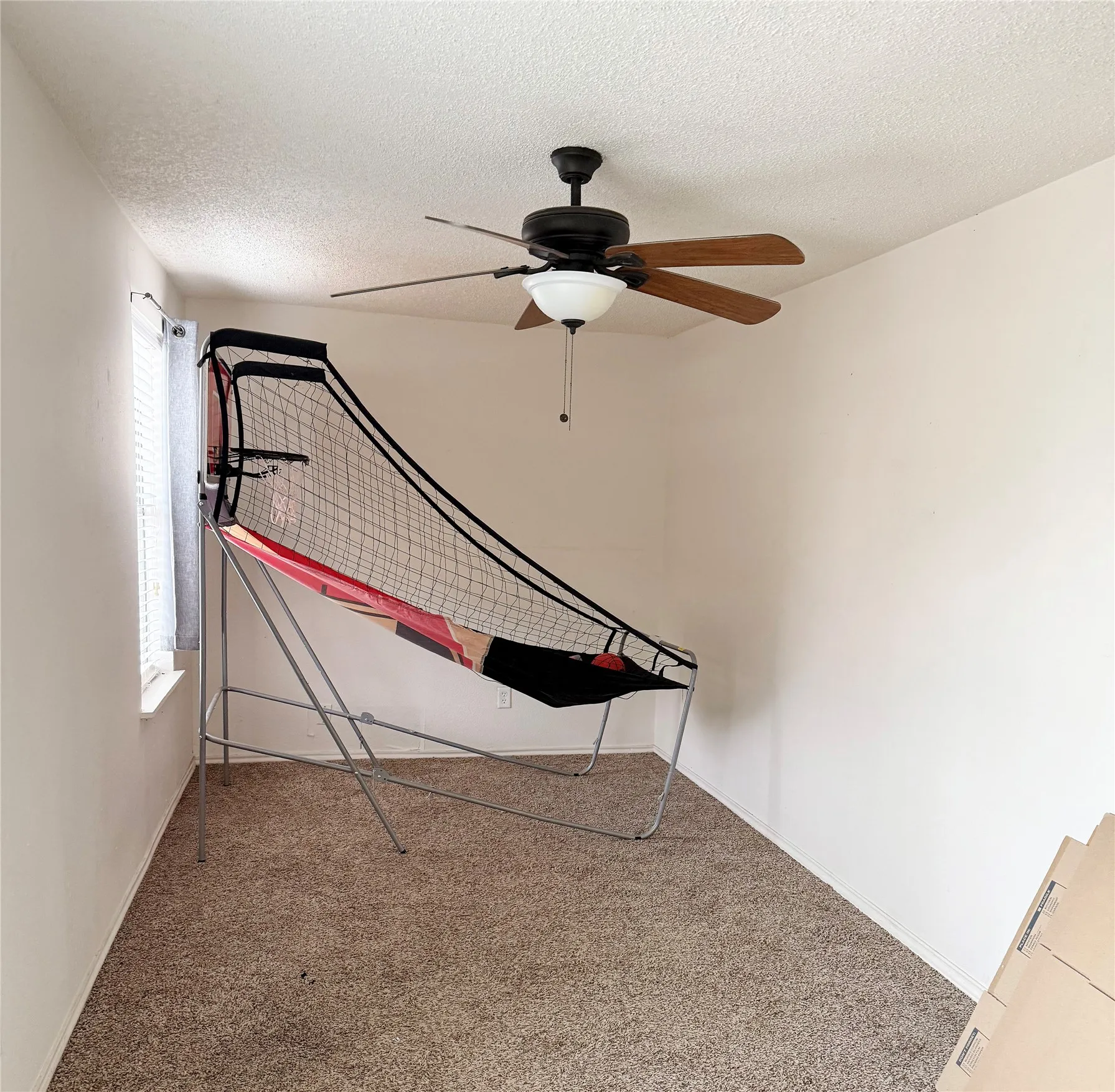 Single Family Residence For Sale in Delta County , 141 E Mckinney Avenue, Cooper, Texas 75432, 4 Bedroom, 2 Bathroom, 2 Garage spaces, 1,296 Sqft, built in 1970, Preowned, mls#21252322, Real Estate Agent in Cooper, Homes For Sale in Delta county, Homes For Sale in Cooper, Realtor in Cooper Texas, Real Estate Brokerage Independent Realty Texas, Luminita Cordes Realtor