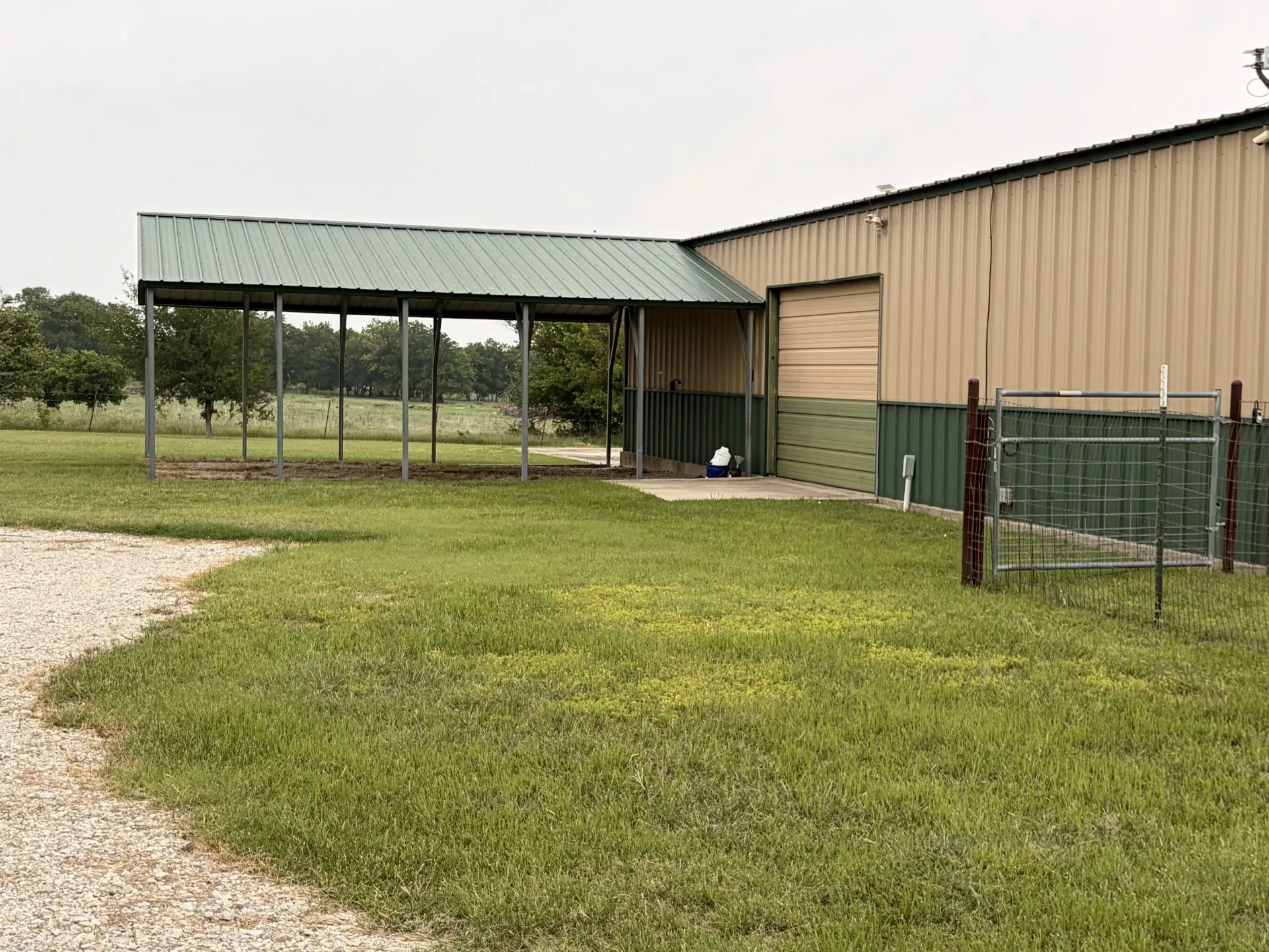 Single Family Residence For Sale in Wise County , 1746 CR 4522, Decatur, Texas 76234, 1 Bedroom, 1 Bathroom, Garage spaces, 800 Sqft, built in 2010, mls#21255209, Real Estate Agent in Decatur, Homes For Sale in Wise county, Homes For Sale in Decatur, Realtor in Decatur Texas, Real Estate Brokerage Independent Realty Texas, Luminita Cordes Realtor