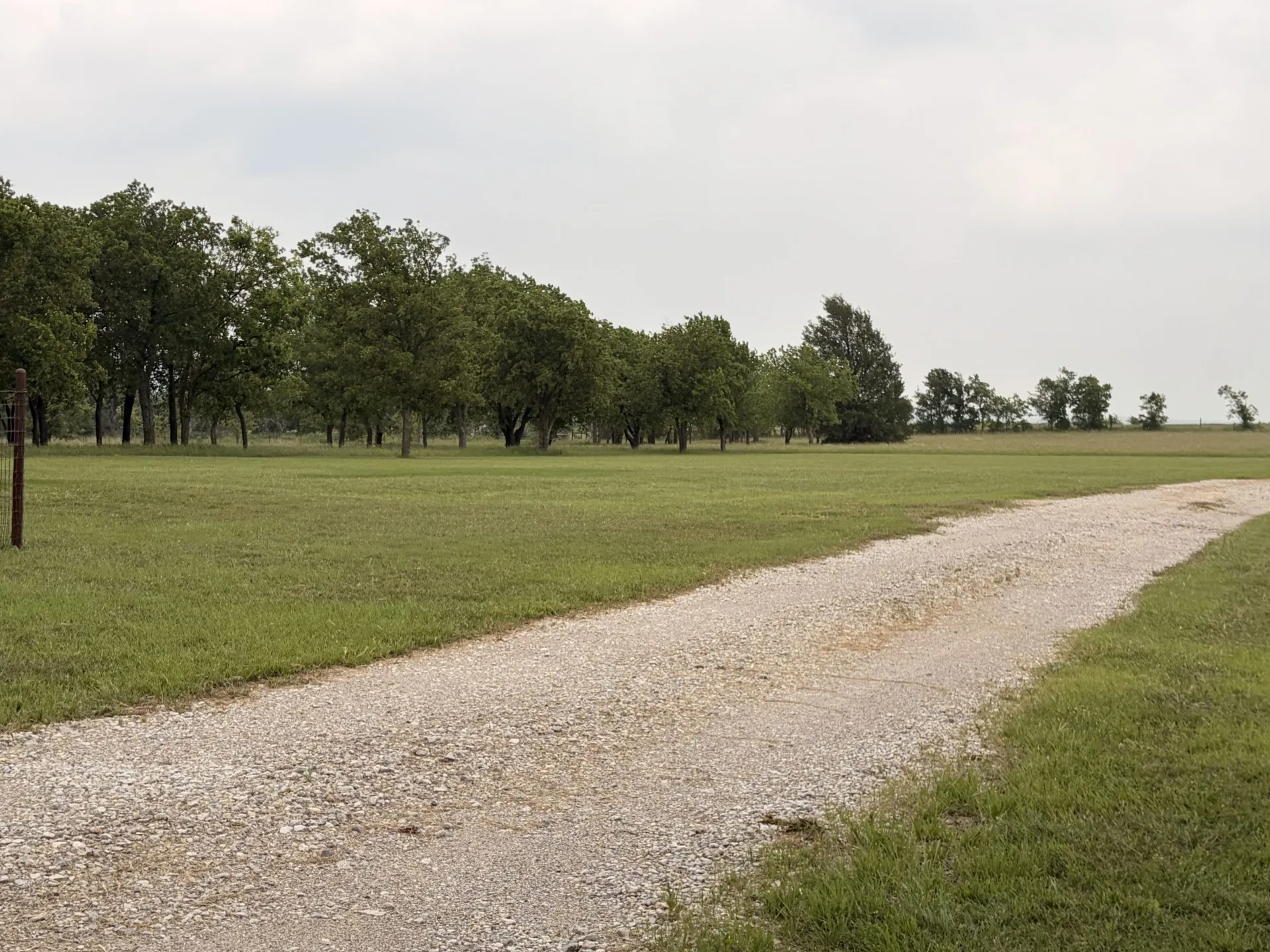 Single Family Residence For Sale in Wise County , 1746 CR 4522, Decatur, Texas 76234, 1 Bedroom, 1 Bathroom, Garage spaces, 800 Sqft, built in 2010, mls#21255209, Real Estate Agent in Decatur, Homes For Sale in Wise county, Homes For Sale in Decatur, Realtor in Decatur Texas, Real Estate Brokerage Independent Realty Texas, Luminita Cordes Realtor