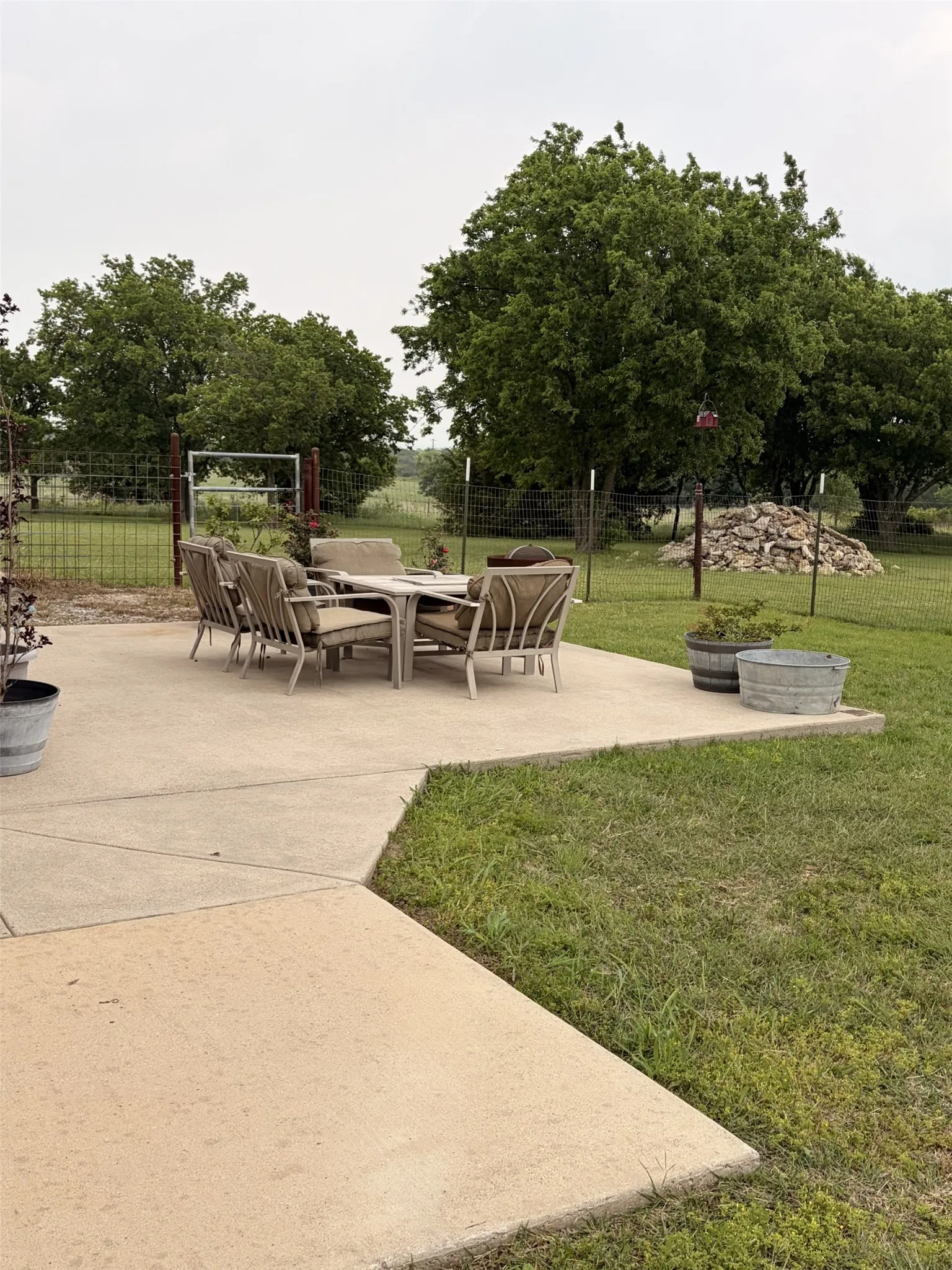 Single Family Residence For Sale in Wise County , 1746 CR 4522, Decatur, Texas 76234, 1 Bedroom, 1 Bathroom, Garage spaces, 800 Sqft, built in 2010, mls#21255209, Real Estate Agent in Decatur, Homes For Sale in Wise county, Homes For Sale in Decatur, Realtor in Decatur Texas, Real Estate Brokerage Independent Realty Texas, Luminita Cordes Realtor