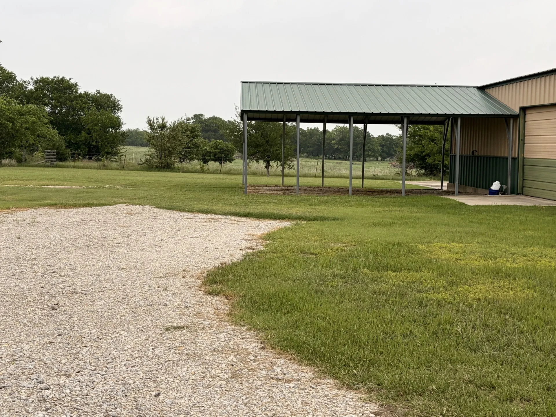 Single Family Residence For Sale in Wise County , 1746 CR 4522, Decatur, Texas 76234, 1 Bedroom, 1 Bathroom, Garage spaces, 800 Sqft, built in 2010, mls#21255209, Real Estate Agent in Decatur, Homes For Sale in Wise county, Homes For Sale in Decatur, Realtor in Decatur Texas, Real Estate Brokerage Independent Realty Texas, Luminita Cordes Realtor