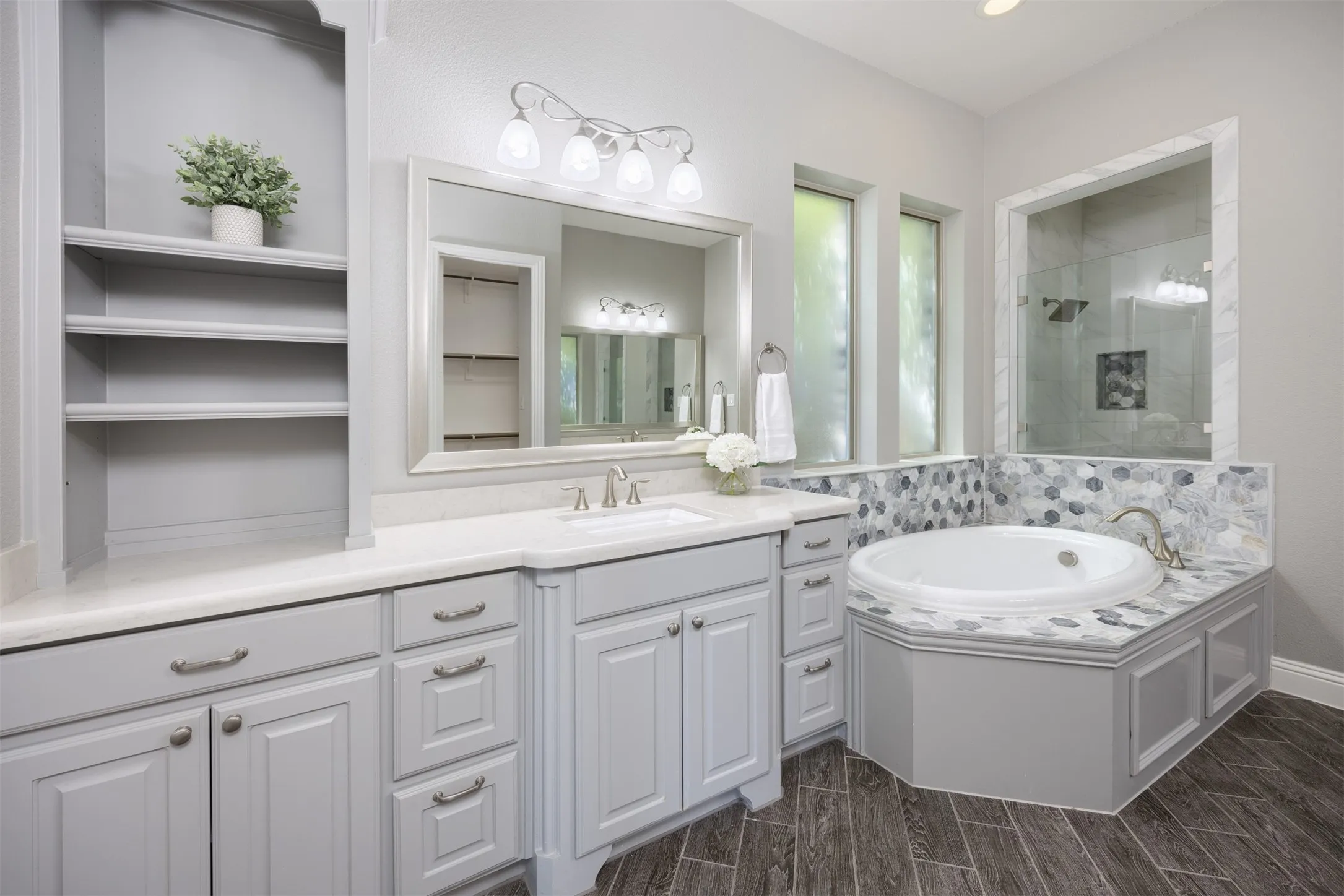 Single Family Residence For Sale in Collin County , 1336 Grassland Drive, Celina, Texas 75009, 4 Bedroom, 4 Bathroom, 2 Garage spaces, 3,480 Sqft, built in 2015, mls#21215263, Real Estate Agent in Celina, Homes For Sale in Collin county, Homes For Sale in Celina, Realtor in Celina Texas, Real Estate Brokerage Independent Realty Texas, Luminita Cordes Realtor