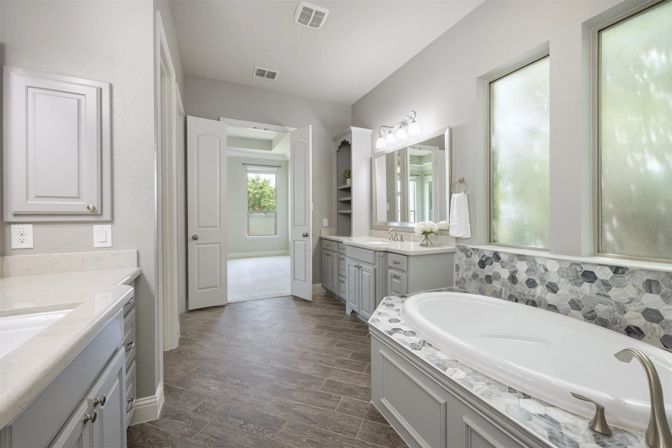 Single Family Residence For Sale in Collin County , 1336 Grassland Drive, Celina, Texas 75009, 4 Bedroom, 4 Bathroom, 2 Garage spaces, 3,480 Sqft, built in 2015, mls#21215263, Real Estate Agent in Celina, Homes For Sale in Collin county, Homes For Sale in Celina, Realtor in Celina Texas, Real Estate Brokerage Independent Realty Texas, Luminita Cordes Realtor
