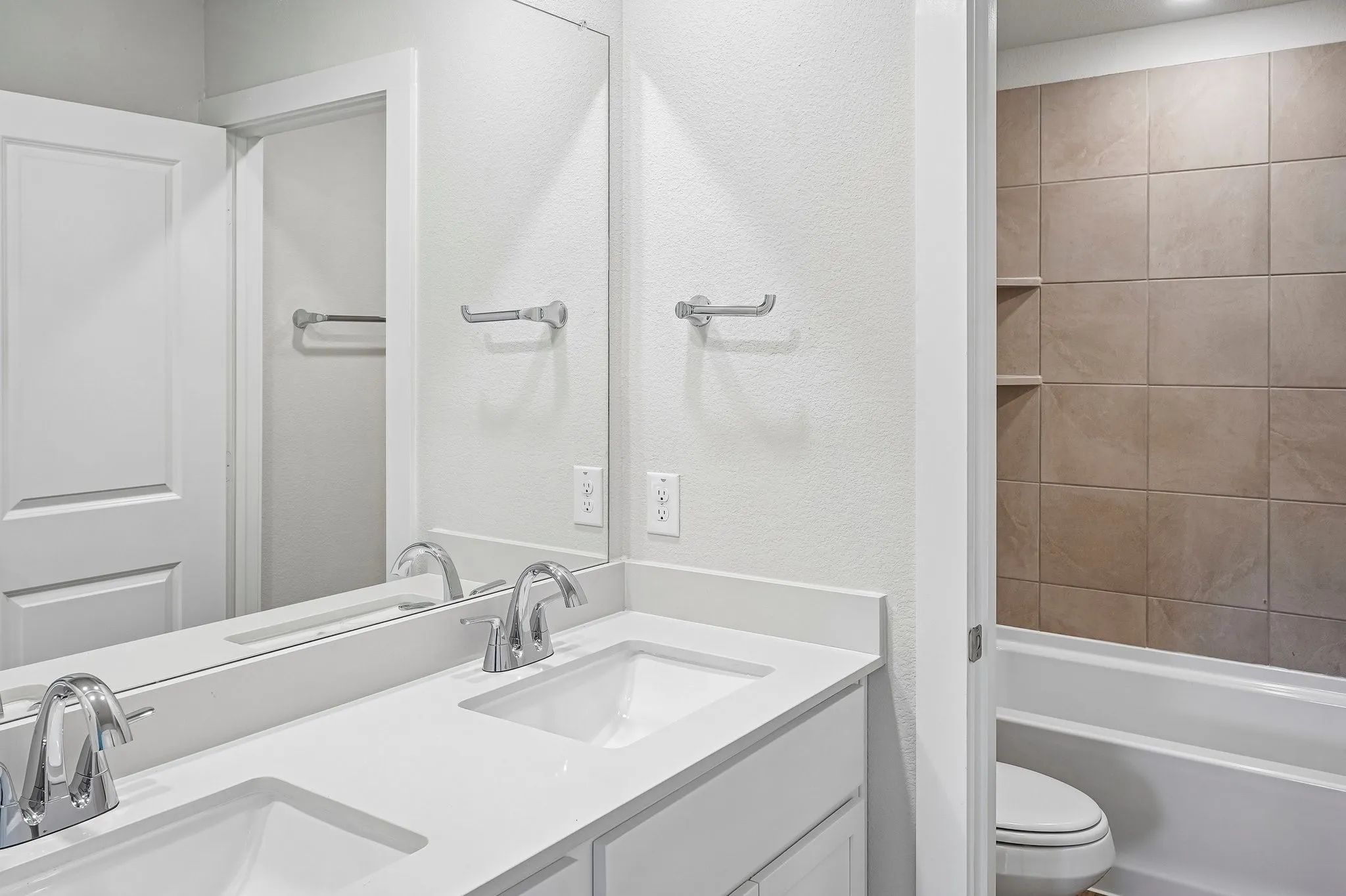 Single Family Residence For Sale in Parker County , 372 Declan Street, Springtown, Texas 76082, 3 Bedroom, 3 Bathroom, 2 Garage spaces, 2,449 Sqft, built in 2026, New Construction - Incomplete, mls#21255244, Real Estate Agent in Springtown, Homes For Sale in Parker county, Homes For Sale in Springtown, Realtor in Springtown Texas, Real Estate Brokerage Independent Realty Texas, Luminita Cordes Realtor