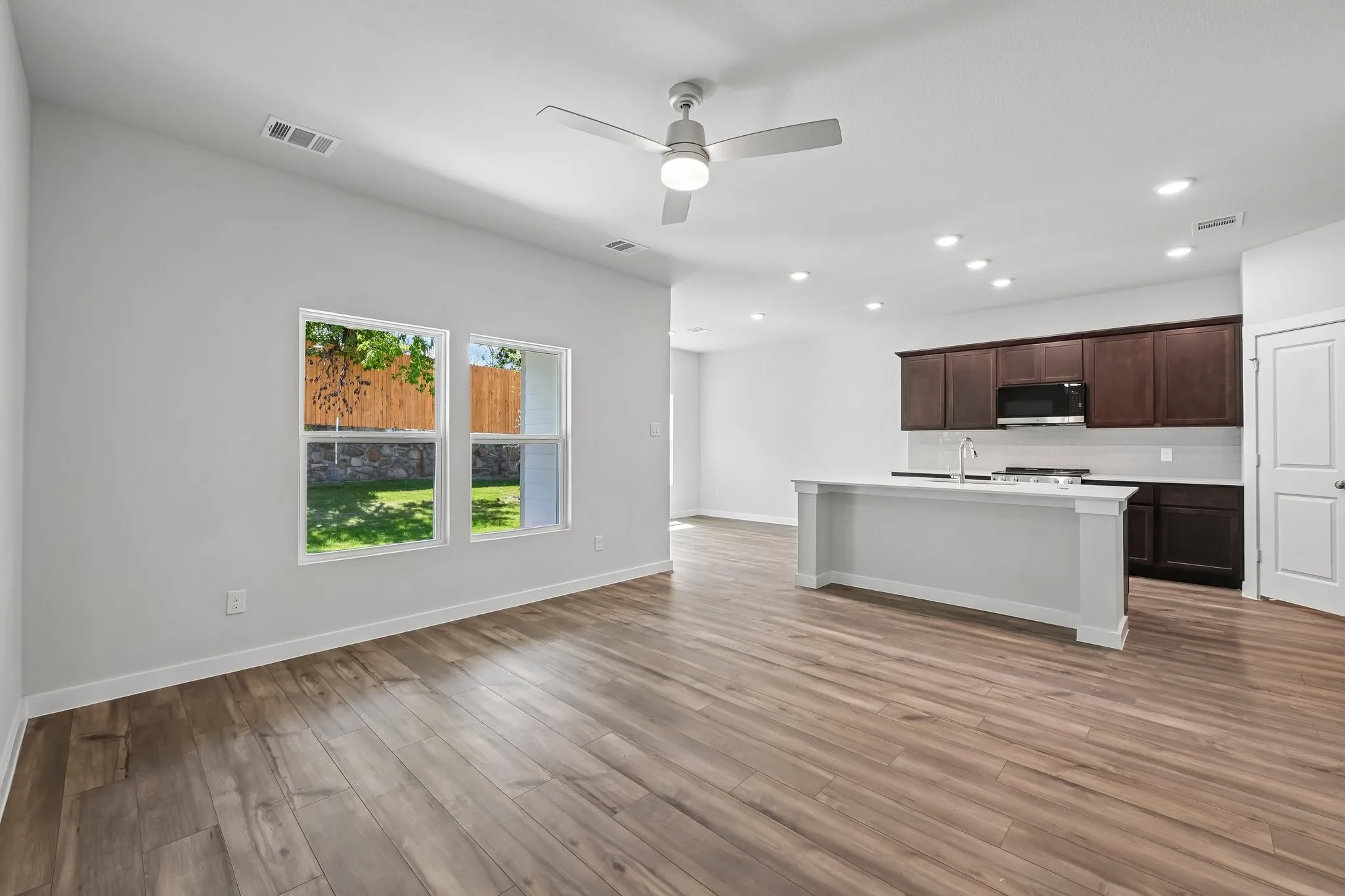 Single Family Residence For Sale in Ellis County , 620 Durham Drive, Ferris, Texas 75125, 3 Bedroom, 2 Bathroom, 2 Garage spaces, 1,508 Sqft, built in 2026, New Construction - Incomplete, mls#21255248, Real Estate Agent in Ferris, Homes For Sale in Ellis county, Homes For Sale in Ferris, Realtor in Ferris Texas, Real Estate Brokerage Independent Realty Texas, Luminita Cordes Realtor