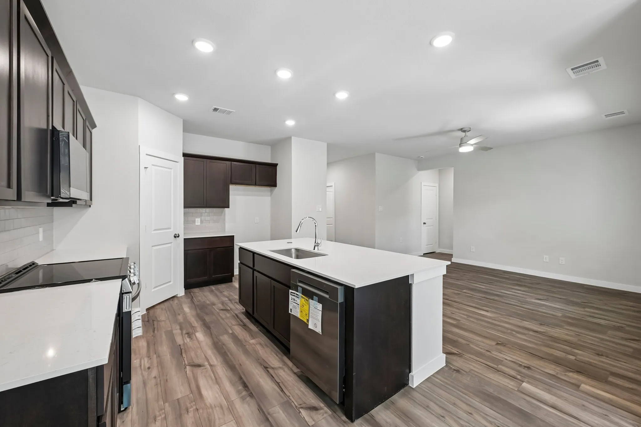 Single Family Residence For Sale in Ellis County , 620 Durham Drive, Ferris, Texas 75125, 3 Bedroom, 2 Bathroom, 2 Garage spaces, 1,508 Sqft, built in 2026, New Construction - Incomplete, mls#21255248, Real Estate Agent in Ferris, Homes For Sale in Ellis county, Homes For Sale in Ferris, Realtor in Ferris Texas, Real Estate Brokerage Independent Realty Texas, Luminita Cordes Realtor