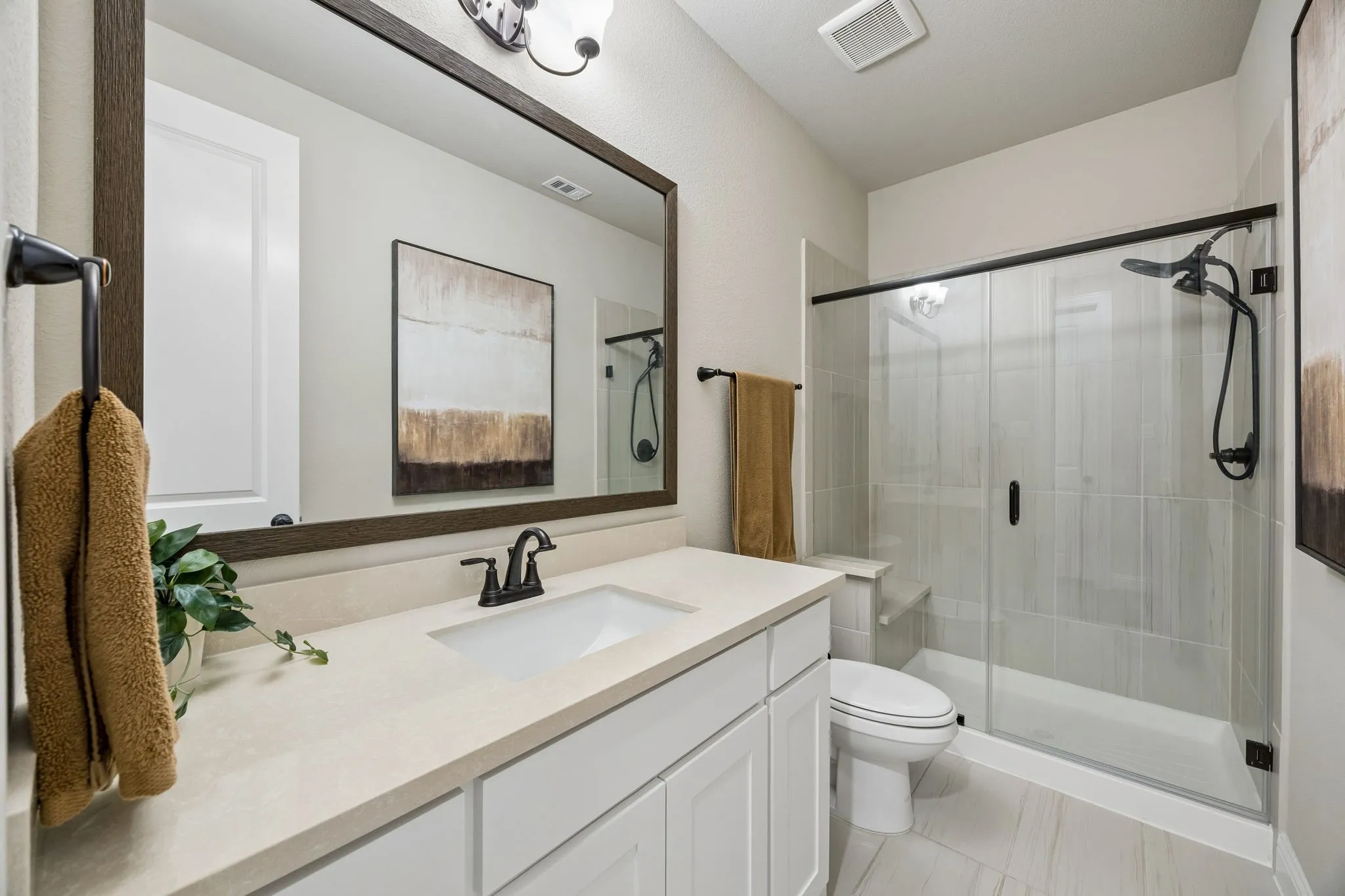 Single Family Residence For Sale in Rockwall County , 511 Grand Oak Drive, Fate, Texas 75189, 4 Bedroom, 3 Bathroom, 2 Garage spaces, 3,586 Sqft, built in 2024, Preowned, mls#21242700, Real Estate Agent in Fate, Homes For Sale in Rockwall county, Homes For Sale in Fate, Realtor in Fate Texas, Real Estate Brokerage Independent Realty Texas, Luminita Cordes Realtor