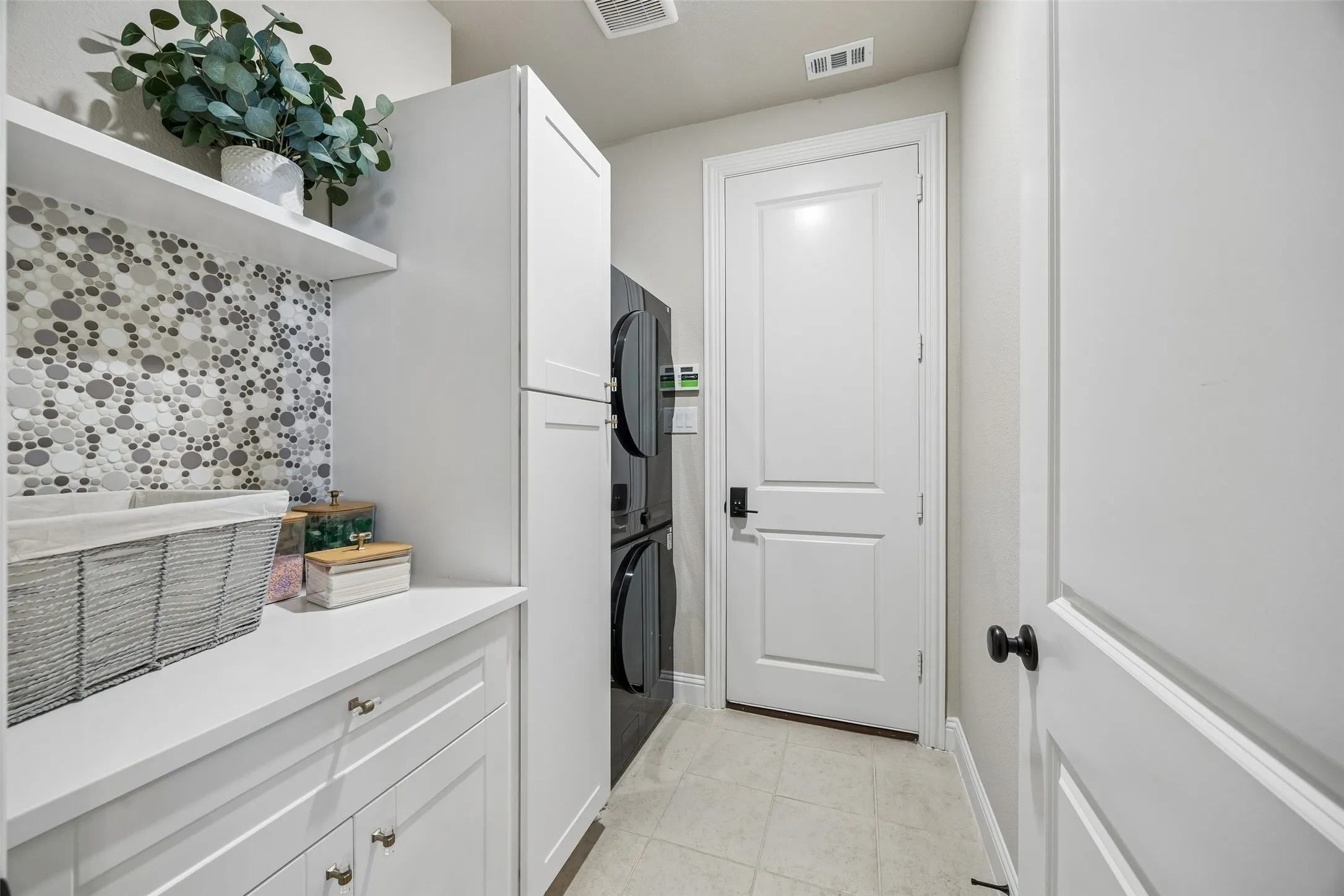 Single Family Residence For Sale in Rockwall County , 511 Grand Oak Drive, Fate, Texas 75189, 4 Bedroom, 3 Bathroom, 2 Garage spaces, 3,586 Sqft, built in 2024, Preowned, mls#21242700, Real Estate Agent in Fate, Homes For Sale in Rockwall county, Homes For Sale in Fate, Realtor in Fate Texas, Real Estate Brokerage Independent Realty Texas, Luminita Cordes Realtor