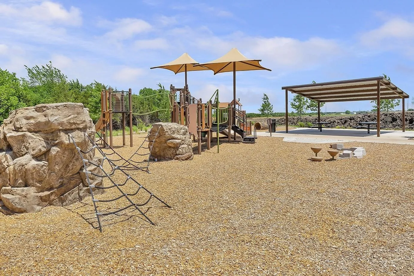 Single Family Residence For Sale in Rockwall County , 511 Grand Oak Drive, Fate, Texas 75189, 4 Bedroom, 3 Bathroom, 2 Garage spaces, 3,586 Sqft, built in 2024, Preowned, mls#21242700, Real Estate Agent in Fate, Homes For Sale in Rockwall county, Homes For Sale in Fate, Realtor in Fate Texas, Real Estate Brokerage Independent Realty Texas, Luminita Cordes Realtor