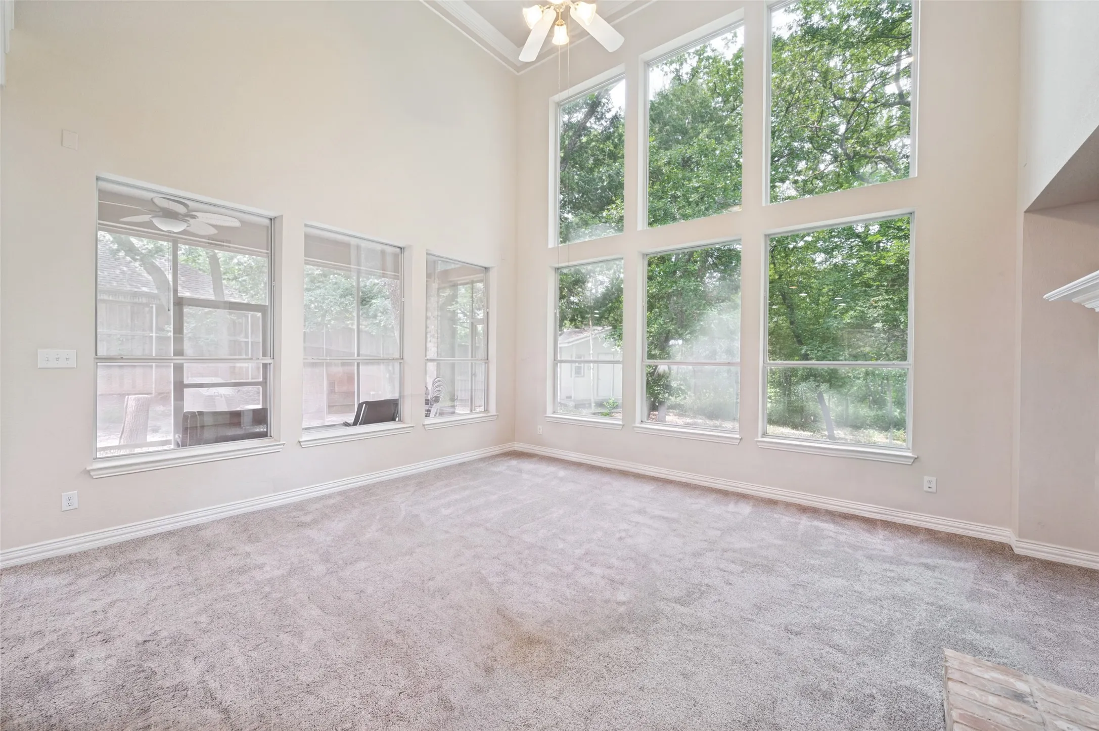 Single Family Residence For Sale in Denton County , 111 Red Bluff Drive, Hickory Creek, Texas 75065, 4 Bedroom, 5 Bathroom, 3 Garage spaces, 3,939 Sqft, built in 1999, mls#21253465, Real Estate Agent in Hickory Creek, Homes For Sale in Denton county, Homes For Sale in Hickory Creek, Realtor in Hickory Creek Texas, Real Estate Brokerage Independent Realty Texas, Luminita Cordes Realtor