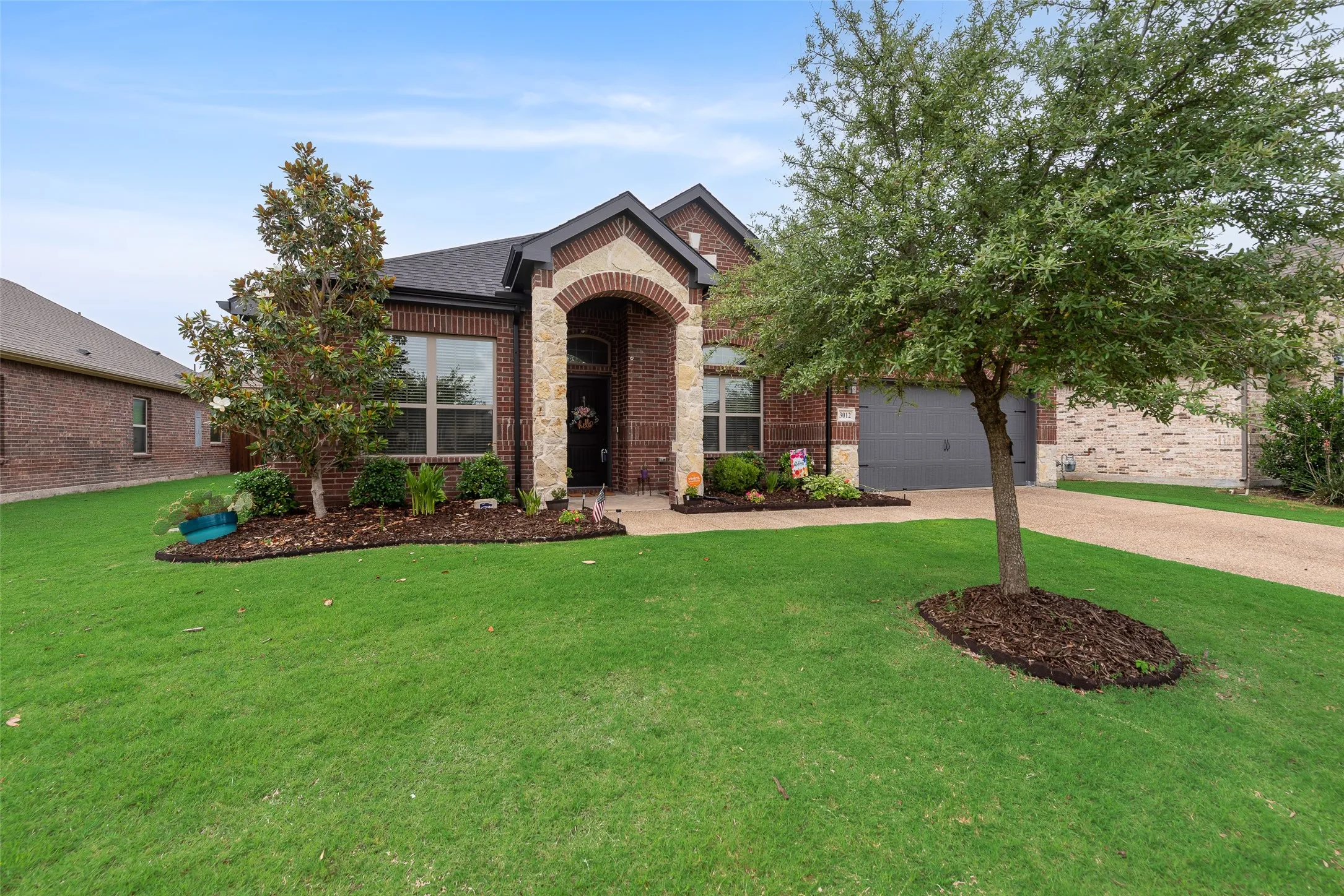 Single Family Residence For Sale in Collin County , 3012 Winchester Avenue, Melissa, Texas 75454, 4 Bedroom, 2 Bathroom, 2 Garage spaces, 2,226 Sqft, built in 2018, mls#21253549, Real Estate Agent in Melissa, Homes For Sale in Collin county, Homes For Sale in Melissa, Realtor in Melissa Texas, Real Estate Brokerage Independent Realty Texas, Luminita Cordes Realtor