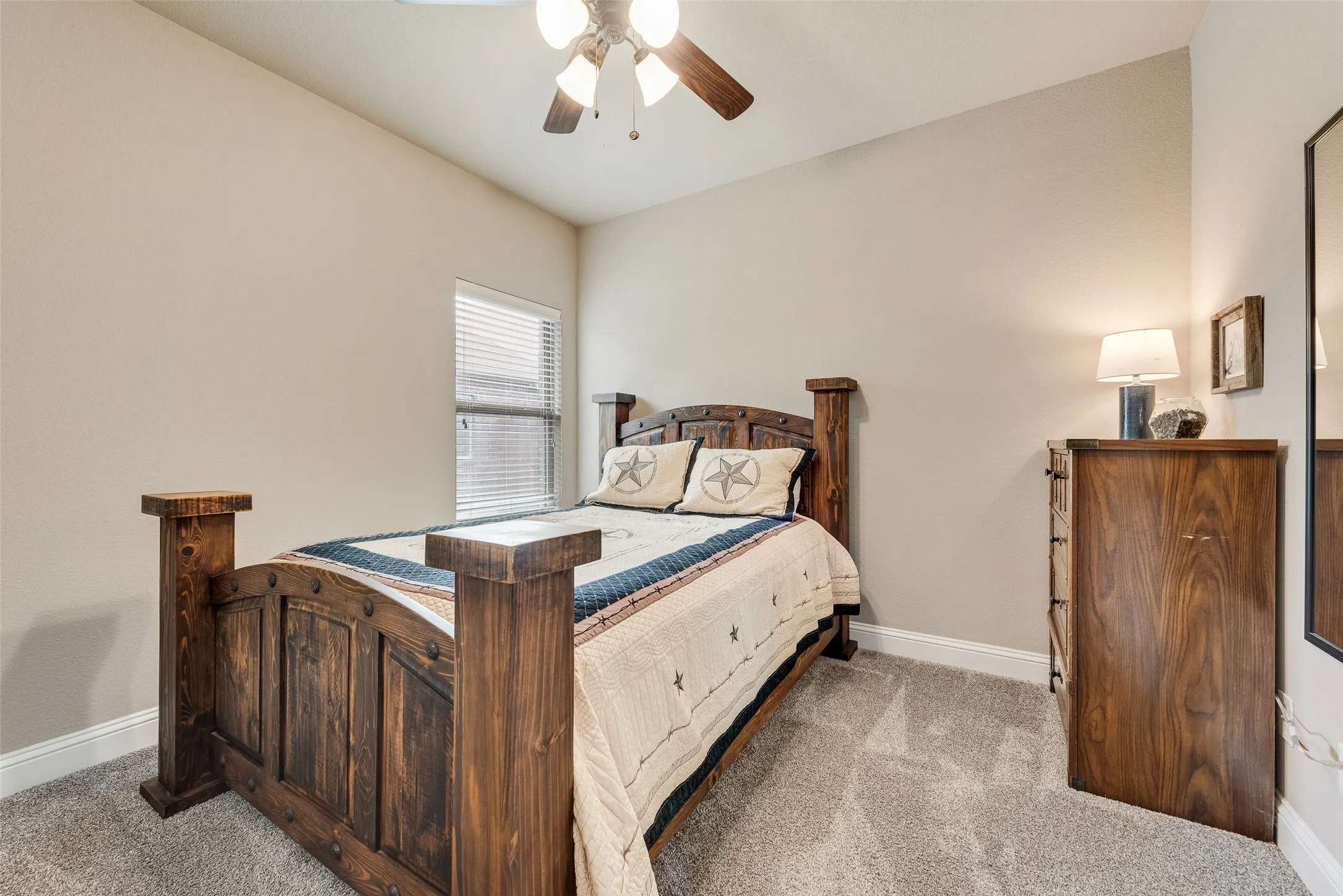 Single Family Residence For Sale in Collin County , 3012 Winchester Avenue, Melissa, Texas 75454, 4 Bedroom, 2 Bathroom, 2 Garage spaces, 2,226 Sqft, built in 2018, mls#21253549, Real Estate Agent in Melissa, Homes For Sale in Collin county, Homes For Sale in Melissa, Realtor in Melissa Texas, Real Estate Brokerage Independent Realty Texas, Luminita Cordes Realtor