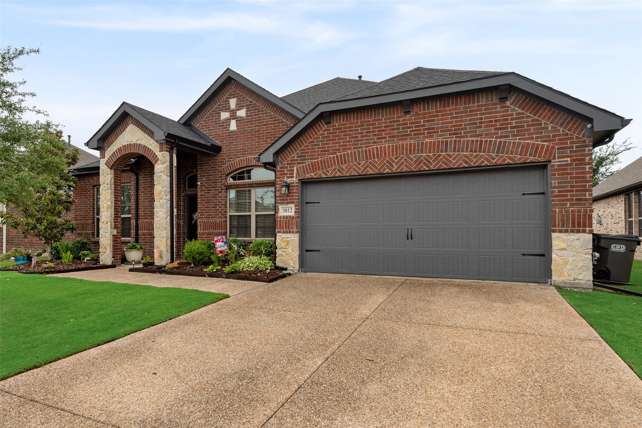 Single Family Residence For Sale in Collin County , 3012 Winchester Avenue, Melissa, Texas 75454, 4 Bedroom, 2 Bathroom, 2 Garage spaces, 2,226 Sqft, built in 2018, mls#21253549, Real Estate Agent in Melissa, Homes For Sale in Collin county, Homes For Sale in Melissa, Realtor in Melissa Texas, Real Estate Brokerage Independent Realty Texas, Luminita Cordes Realtor
