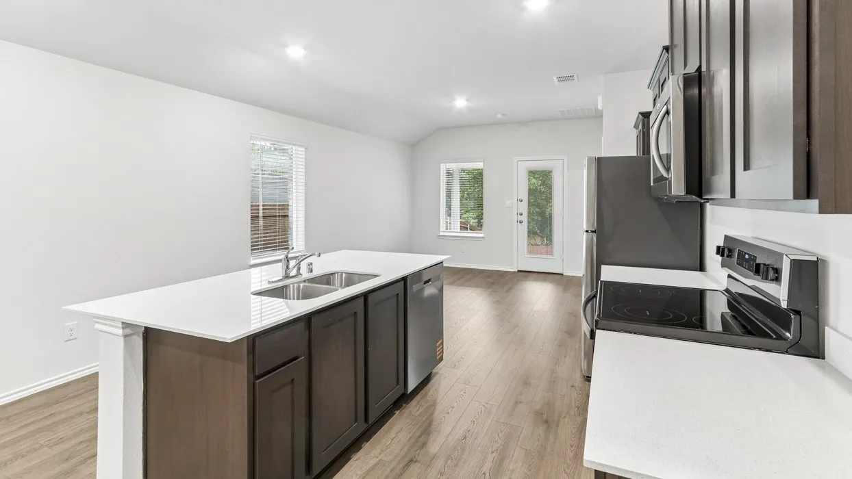 Single Family Residence For Sale in Grayson County , 921 Jefferson Way, Sherman, Texas 75090, 3 Bedroom, 2 Bathroom, 2 Garage spaces, 1,442 Sqft, built in 2025, New Construction - Complete, mls#21255296, Real Estate Agent in Sherman, Homes For Sale in Grayson county, Homes For Sale in Sherman, Realtor in Sherman Texas, Real Estate Brokerage Independent Realty Texas, Luminita Cordes Realtor