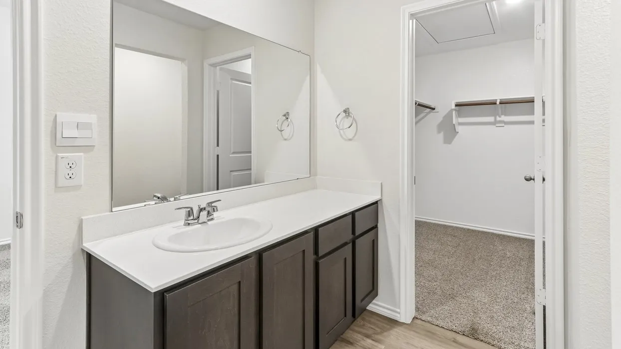 Single Family Residence For Sale in Grayson County , 921 Jefferson Way, Sherman, Texas 75090, 3 Bedroom, 2 Bathroom, 2 Garage spaces, 1,442 Sqft, built in 2025, New Construction - Complete, mls#21255296, Real Estate Agent in Sherman, Homes For Sale in Grayson county, Homes For Sale in Sherman, Realtor in Sherman Texas, Real Estate Brokerage Independent Realty Texas, Luminita Cordes Realtor