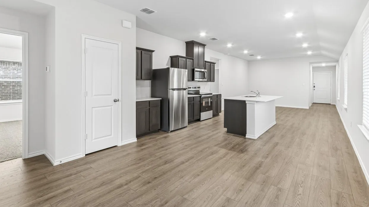 Single Family Residence For Sale in Grayson County , 921 Jefferson Way, Sherman, Texas 75090, 3 Bedroom, 2 Bathroom, 2 Garage spaces, 1,442 Sqft, built in 2025, New Construction - Complete, mls#21255296, Real Estate Agent in Sherman, Homes For Sale in Grayson county, Homes For Sale in Sherman, Realtor in Sherman Texas, Real Estate Brokerage Independent Realty Texas, Luminita Cordes Realtor