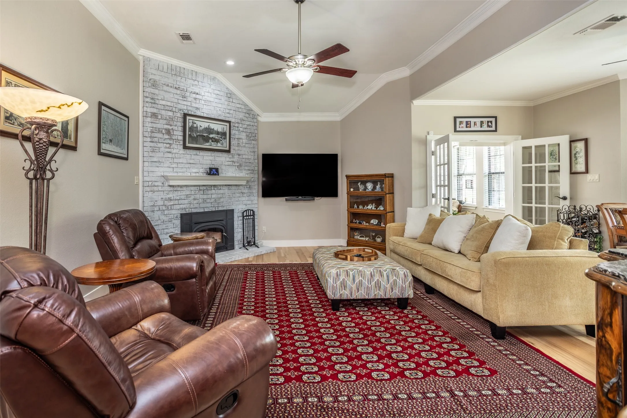 Spacious Living Room