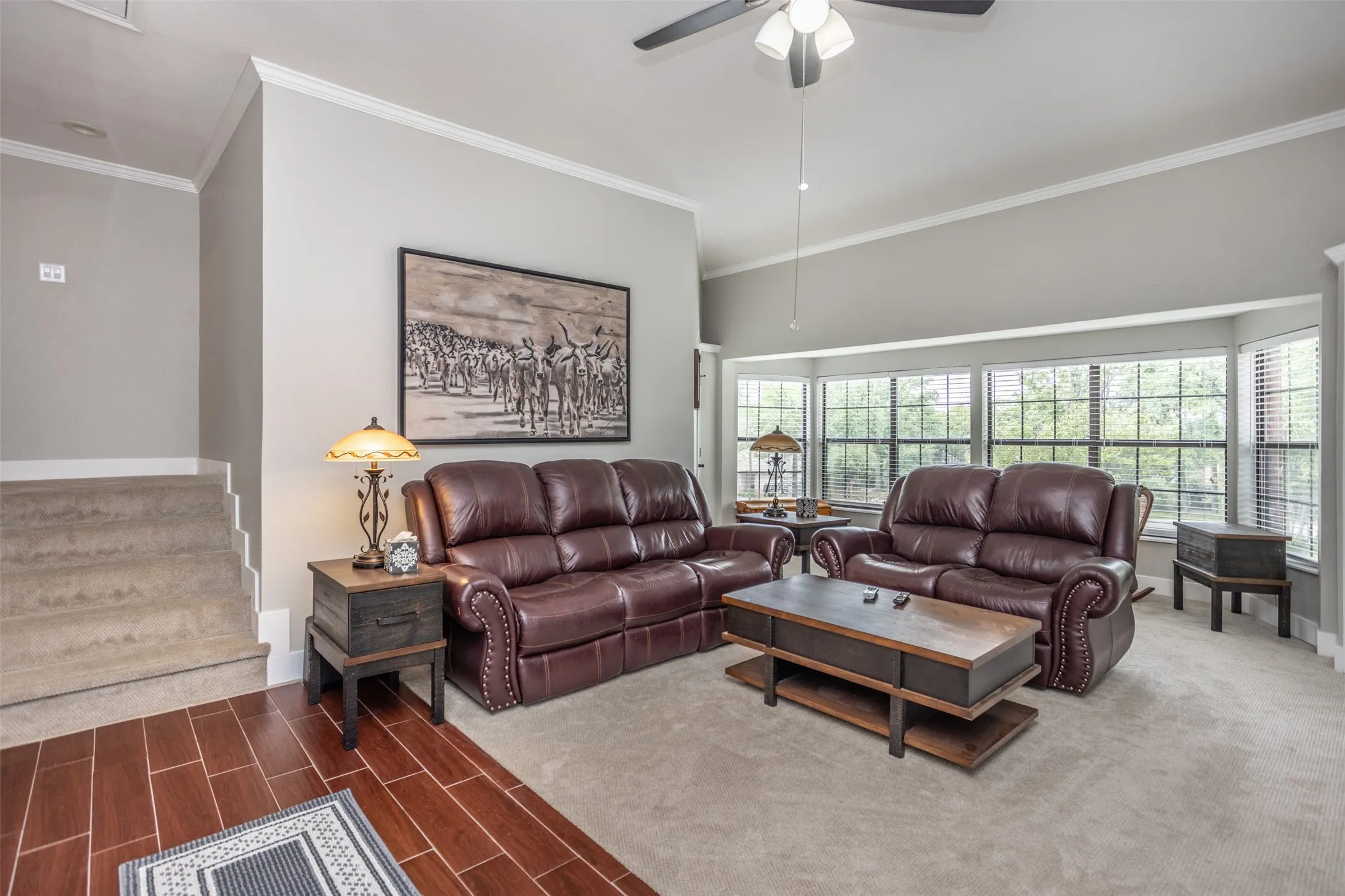 Huge Room could be a bedroom or extra living area