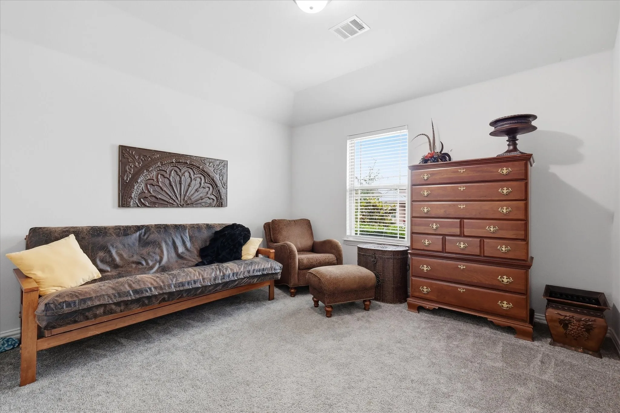 Single Family Residence For Sale in Denton County , 309 Ridge Drive, Justin, Texas 76247, 3 Bedrooms, 3 Bathrooms, 2 Garage spaces, 2,004 Sqft, built in 2022, Preowned, Price $359,900, mls#21255038, Real Estate Agent in Justin, Homes For Sale in Denton county, Homes For Sale in Justin, Realtor in Justin Texas, Real Estate Brokerage Independent Realty Texas, Luminita Cordes Realtor