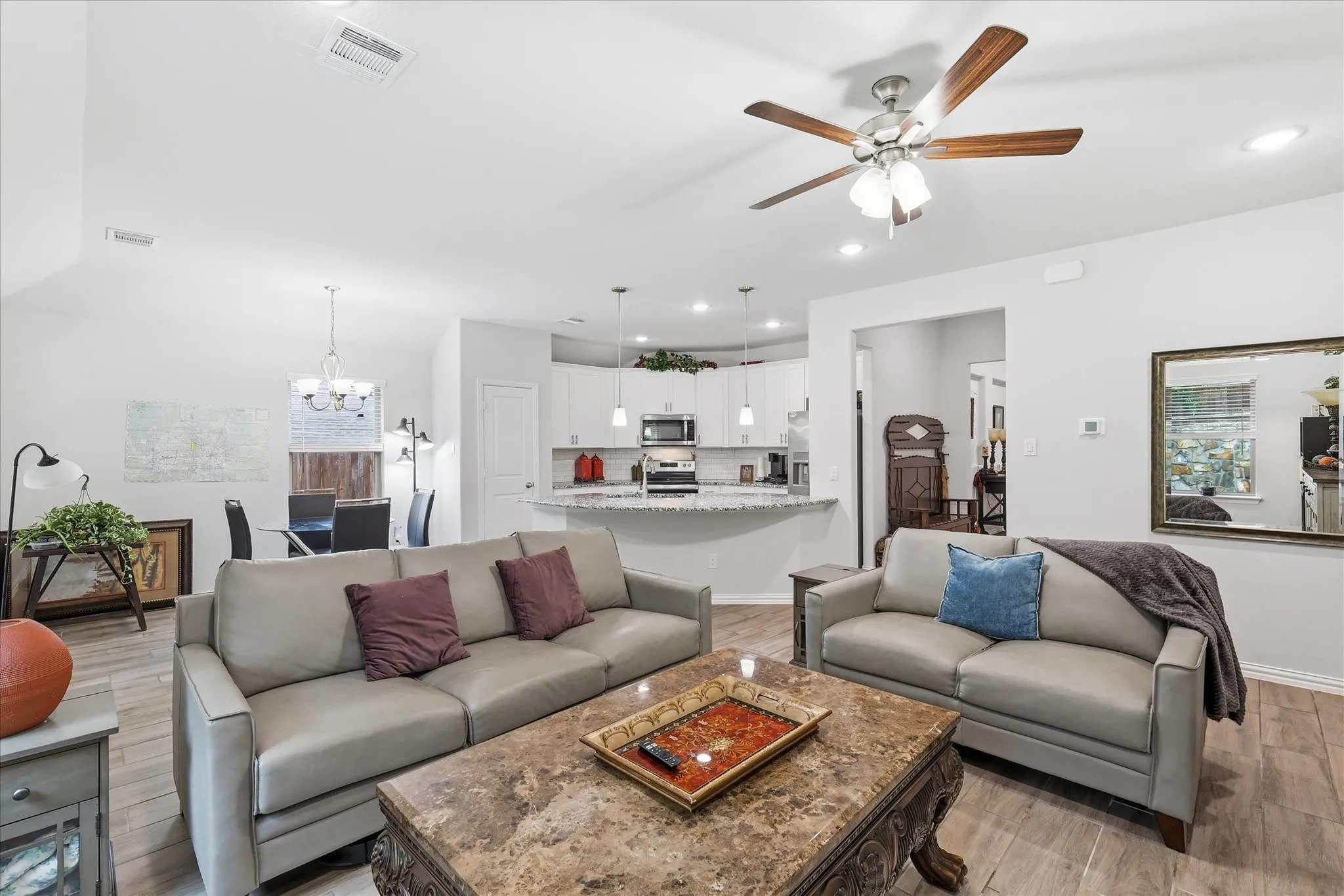 Single Family Residence For Sale in Denton County , 309 Ridge Drive, Justin, Texas 76247, 3 Bedrooms, 3 Bathrooms, 2 Garage spaces, 2,004 Sqft, built in 2022, Preowned, Price $359,900, mls#21255038, Real Estate Agent in Justin, Homes For Sale in Denton county, Homes For Sale in Justin, Realtor in Justin Texas, Real Estate Brokerage Independent Realty Texas, Luminita Cordes Realtor