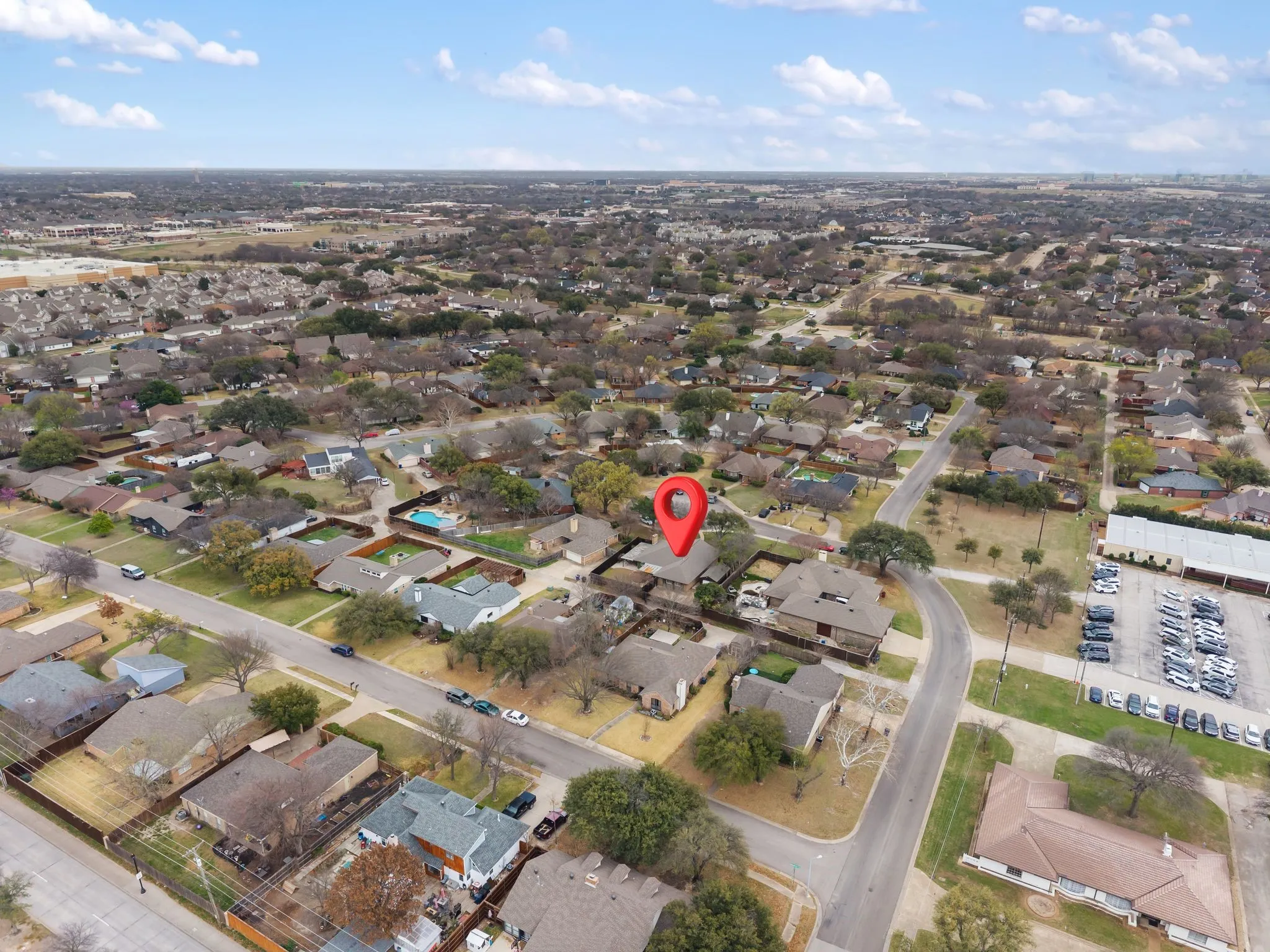 Single Family Residence For Sale in Collin County , 8074 Dove Cove, Frisco, Texas 75034, 3 Bedroom, 3 Bathroom, 1 Garage spaces, 2,097 Sqft, built in 1976, Preowned, mls#21239554, Real Estate Agent in Frisco, Homes For Sale in Collin county, Homes For Sale in Frisco, Realtor in Frisco Texas, Real Estate Brokerage Independent Realty Texas, Luminita Cordes Realtor