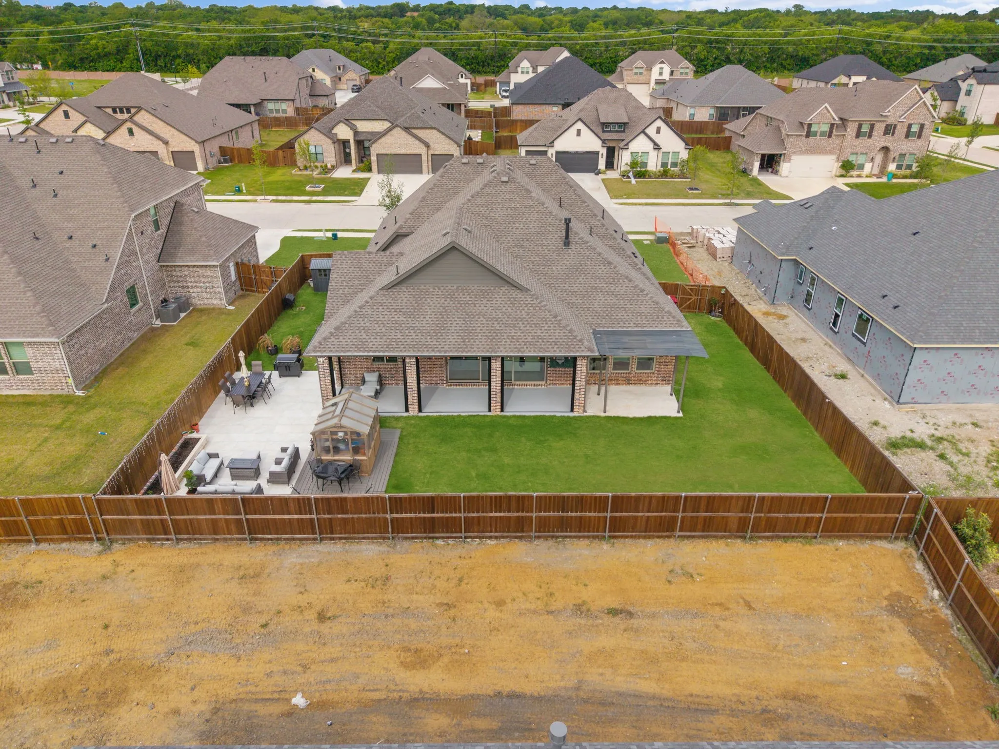 Single Family Residence For Sale in Grayson County , 705 Allison Drive, Van Alstyne, Texas 75495, 4 Bedroom, 3 Bathroom, 2 Garage spaces, 2,420 Sqft, built in 2024, Preowned, mls#21251779, Real Estate Agent in Van Alstyne, Homes For Sale in Grayson county, Homes For Sale in Van Alstyne, Realtor in Van Alstyne Texas, Real Estate Brokerage Independent Realty Texas, Luminita Cordes Realtor