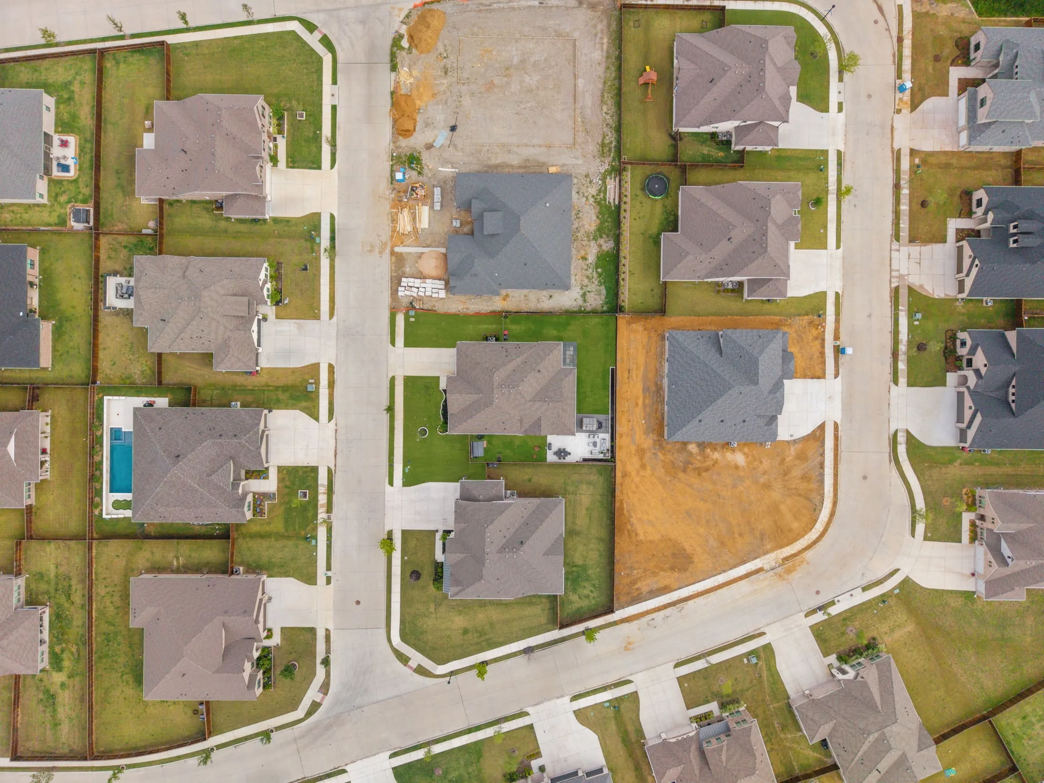 Single Family Residence For Sale in Grayson County , 705 Allison Drive, Van Alstyne, Texas 75495, 4 Bedroom, 3 Bathroom, 2 Garage spaces, 2,420 Sqft, built in 2024, Preowned, mls#21251779, Real Estate Agent in Van Alstyne, Homes For Sale in Grayson county, Homes For Sale in Van Alstyne, Realtor in Van Alstyne Texas, Real Estate Brokerage Independent Realty Texas, Luminita Cordes Realtor