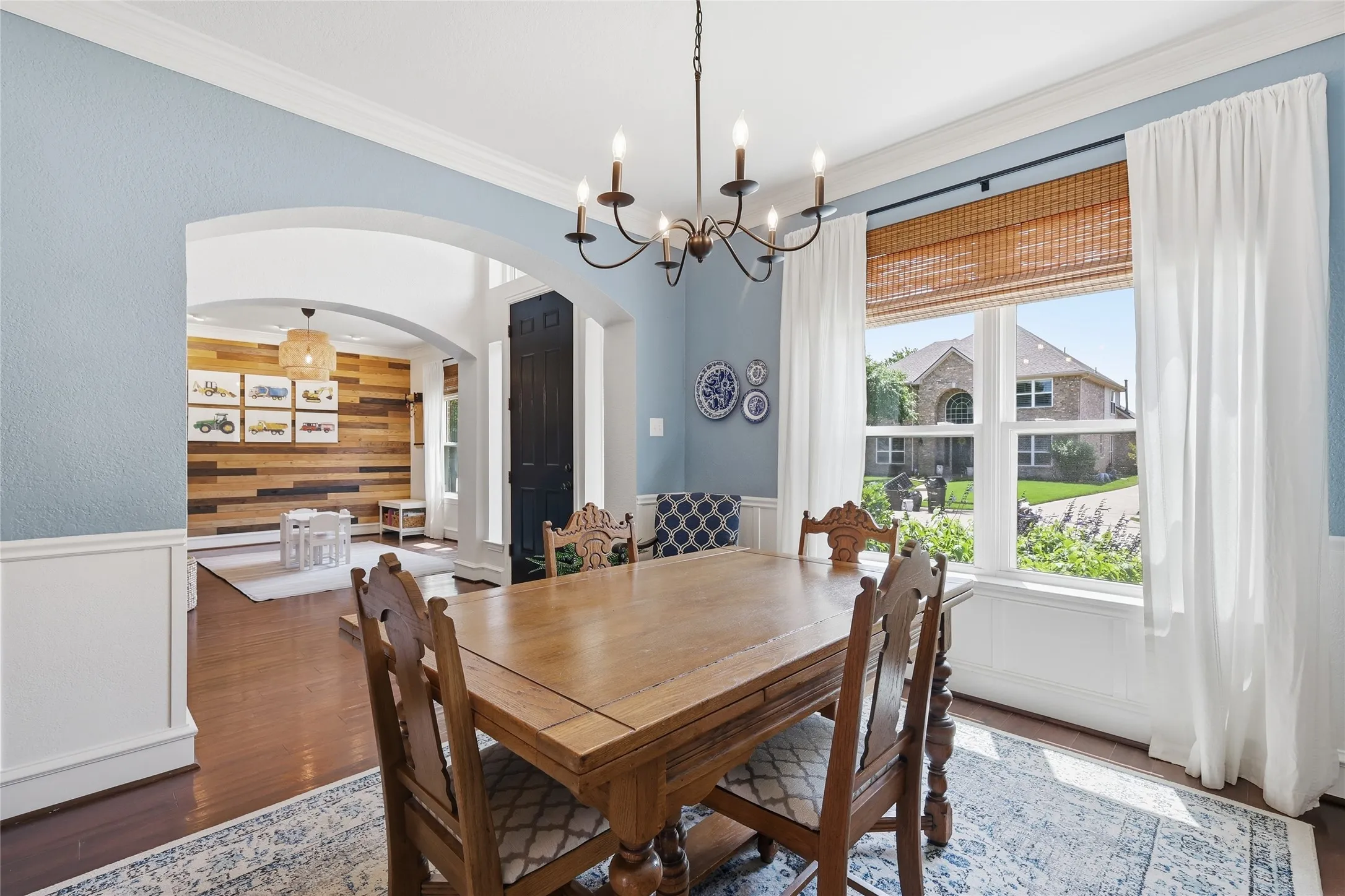 Single Family Residence For Sale in Tarrant County , 1303 Clark Springs Drive, Keller, Texas 76248, 4 Bedroom, 4 Bathroom, 2 Garage spaces, 3,330 Sqft, built in 1999, Preowned, Price $698,500, mls#21255328, Real Estate Agent in Keller, Homes For Sale in Tarrant county, Homes For Sale in Keller, Realtor in Keller Texas, Real Estate Brokerage Independent Realty Texas, Luminita Cordes Realtor