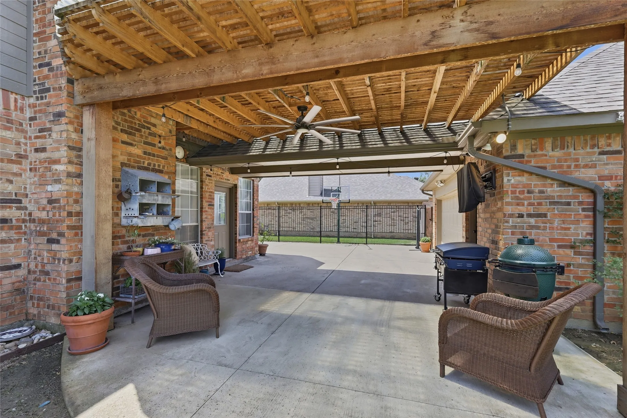Single Family Residence For Sale in Tarrant County , 1303 Clark Springs Drive, Keller, Texas 76248, 4 Bedroom, 4 Bathroom, 2 Garage spaces, 3,330 Sqft, built in 1999, Preowned, Price $698,500, mls#21255328, Real Estate Agent in Keller, Homes For Sale in Tarrant county, Homes For Sale in Keller, Realtor in Keller Texas, Real Estate Brokerage Independent Realty Texas, Luminita Cordes Realtor