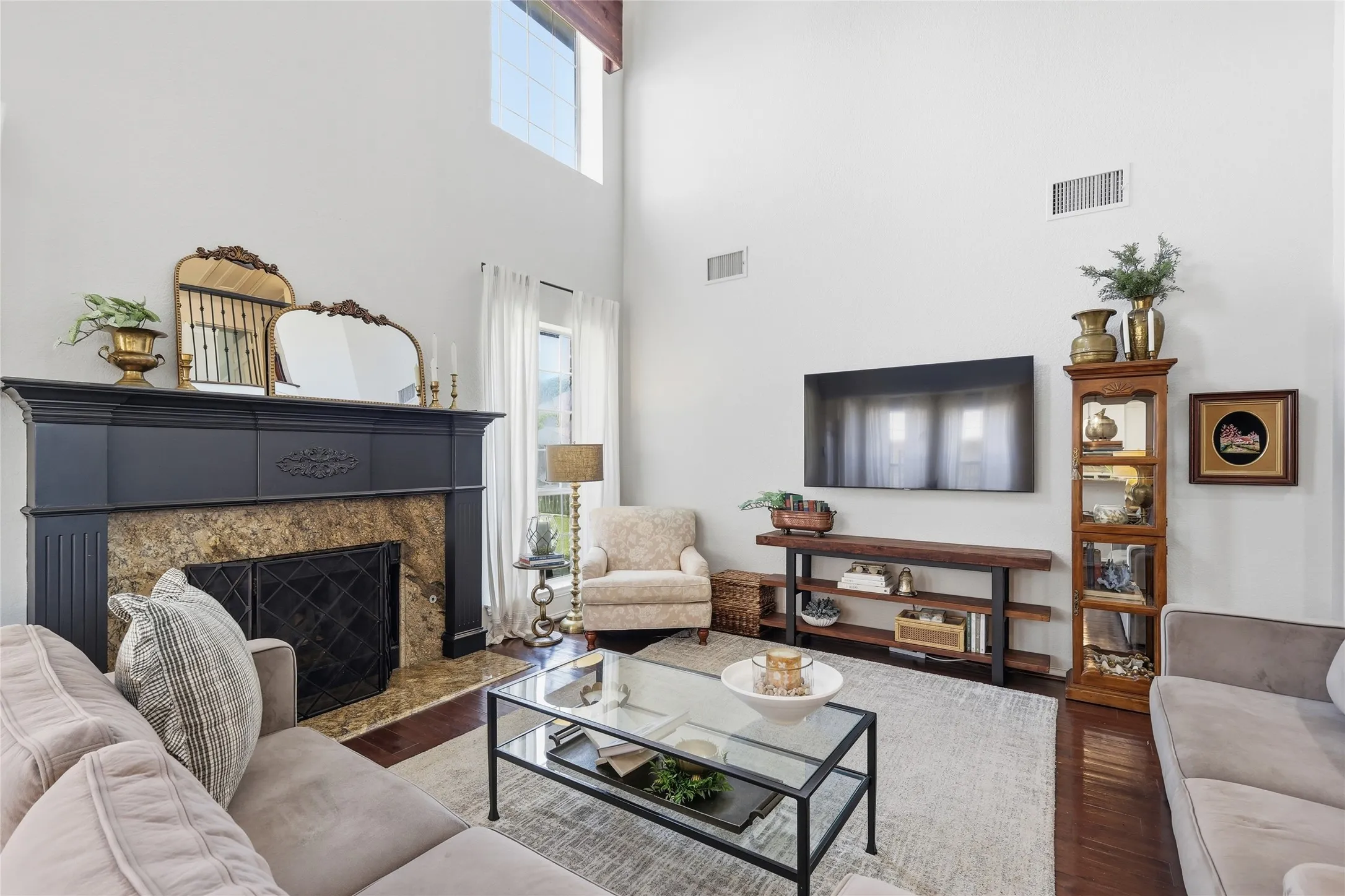 Single Family Residence For Sale in Tarrant County , 1303 Clark Springs Drive, Keller, Texas 76248, 4 Bedroom, 4 Bathroom, 2 Garage spaces, 3,330 Sqft, built in 1999, Preowned, Price $698,500, mls#21255328, Real Estate Agent in Keller, Homes For Sale in Tarrant county, Homes For Sale in Keller, Realtor in Keller Texas, Real Estate Brokerage Independent Realty Texas, Luminita Cordes Realtor