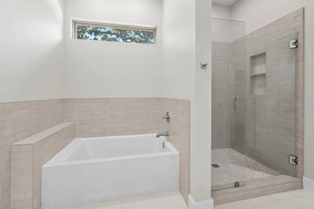 Single Family Residence For Sale in Smith County , 19682 Dove Ridge Drive, Lindale, Texas 75771, 4 Bedroom, 3 Bathroom, 2 Garage spaces, 2,546 Sqft, built in 2025, mls#21254327, Real Estate Agent in Lindale, Homes For Sale in Smith county, Homes For Sale in Lindale, Realtor in Lindale Texas, Real Estate Brokerage Independent Realty Texas, Luminita Cordes Realtor