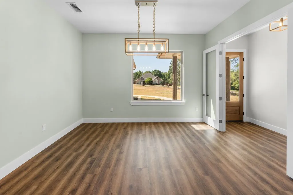 Single Family Residence For Sale in Smith County , 19682 Dove Ridge Drive, Lindale, Texas 75771, 4 Bedroom, 3 Bathroom, 2 Garage spaces, 2,546 Sqft, built in 2025, mls#21254327, Real Estate Agent in Lindale, Homes For Sale in Smith county, Homes For Sale in Lindale, Realtor in Lindale Texas, Real Estate Brokerage Independent Realty Texas, Luminita Cordes Realtor