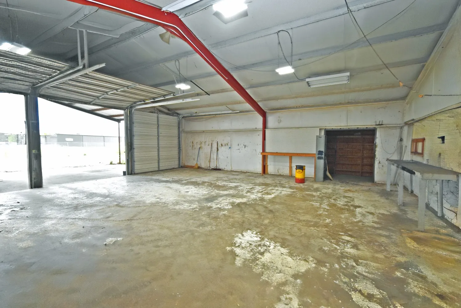 Business For Sale in Wood County , 3910 W State Highway 154, Yantis, Texas 75497, 0, 0, Garage spaces, 4,592 Sqft, built in 2005, Preowned, Price $599,000, mls#21250167, Real Estate Agent in Yantis, Homes For Sale in Wood county, Homes For Sale in Yantis, Realtor in Yantis Texas, Real Estate Brokerage Independent Realty Texas, Luminita Cordes Realtor